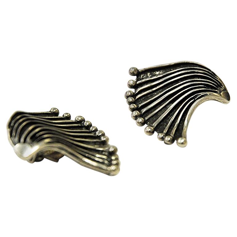 Vintage pair of silver earclips `Innovative Space` Marianne Berg for D.  Andersen For Sale at 1stDibs