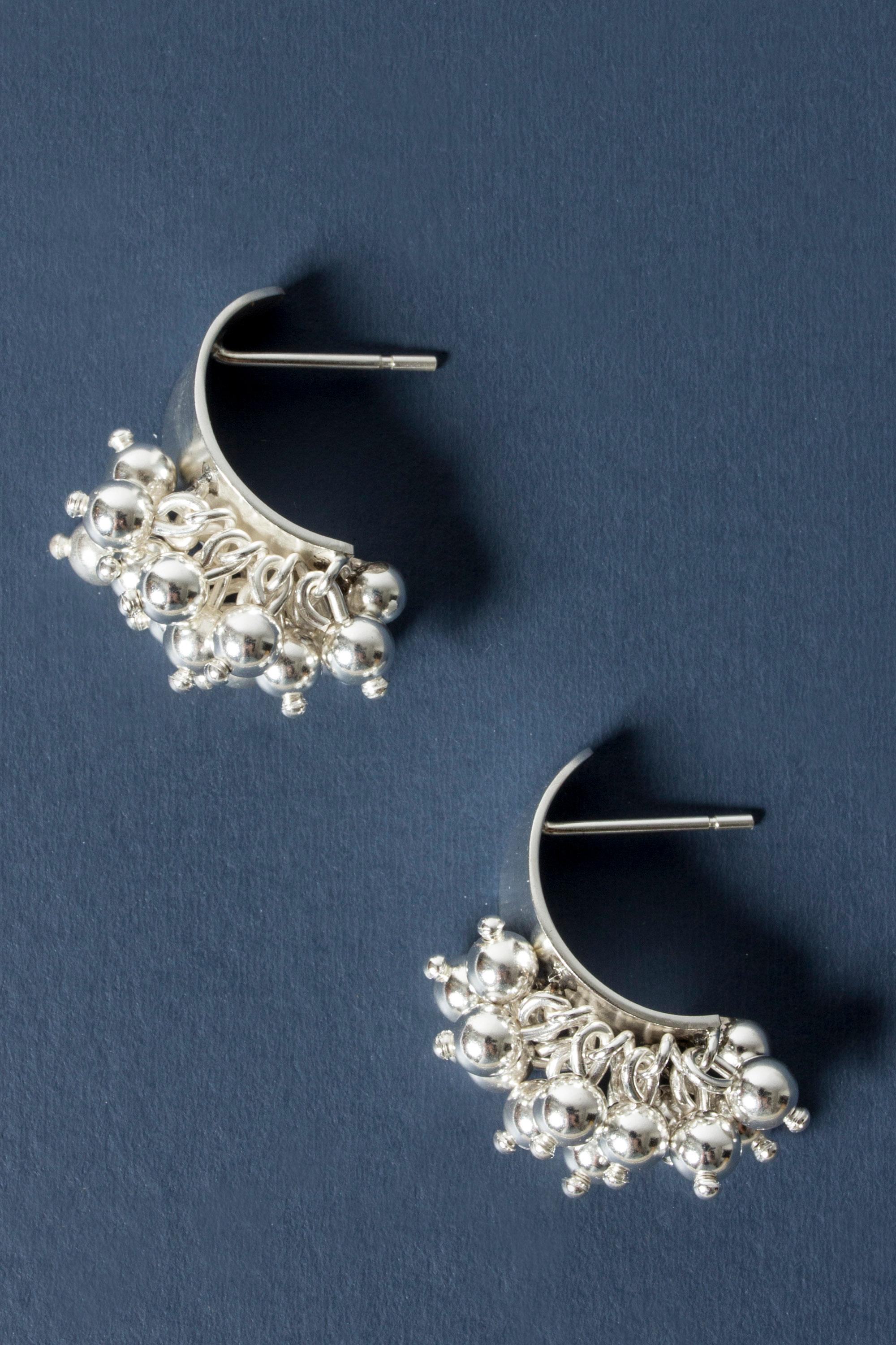 Modernist Pair of Silver Earrings by Heikki Kaksonen, Finland, 1966 For Sale