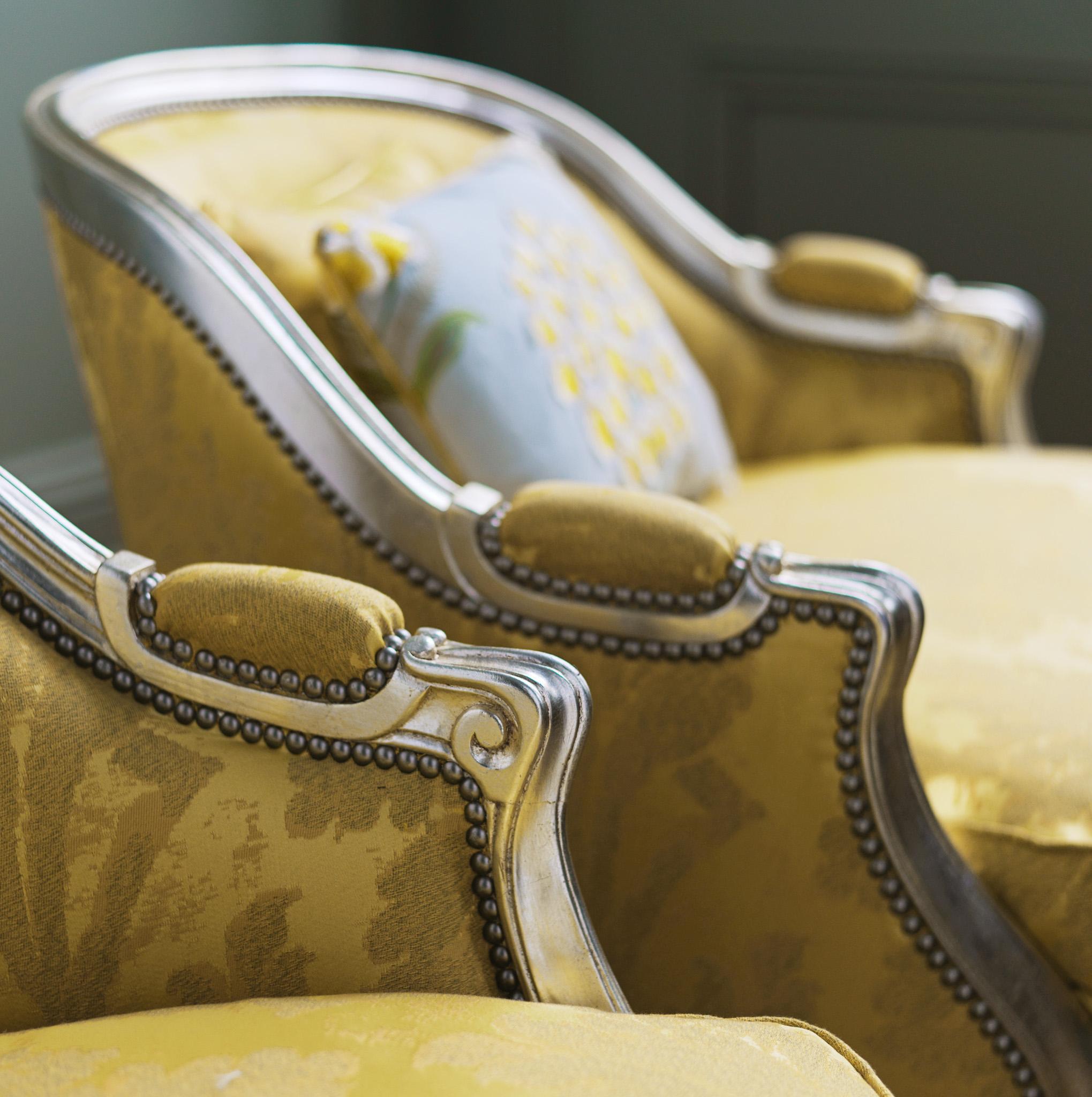 Upholstery Pair of Silver Gilt Wood Hollywood Regency Style Marquise Armchairs For Sale