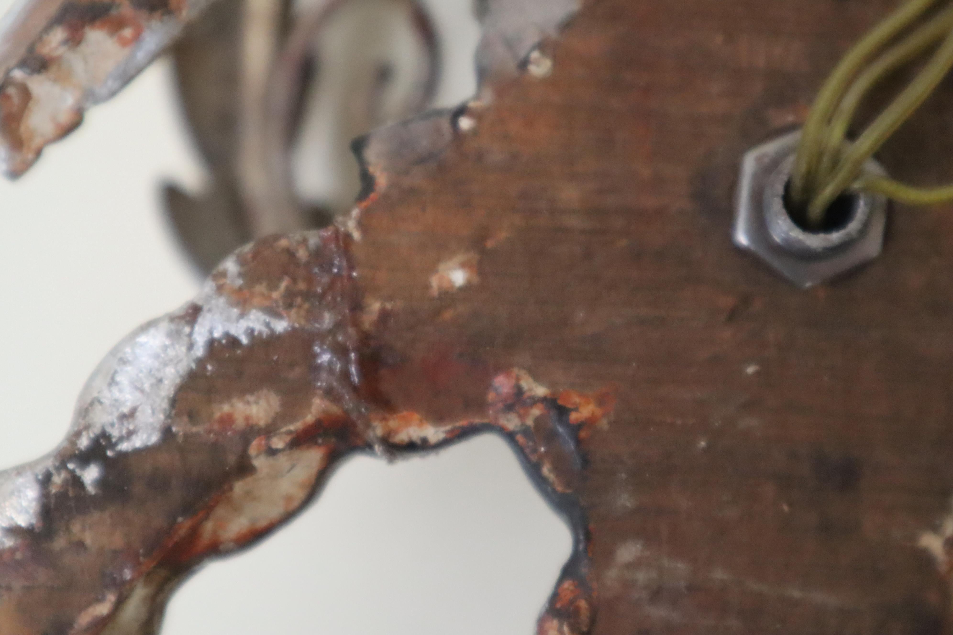 Fatto a mano Coppia di applique d'argento Luigi XIV in legno provenienti da una casetta di caccia in vendita