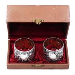 Paire de ronds de serviette en argent