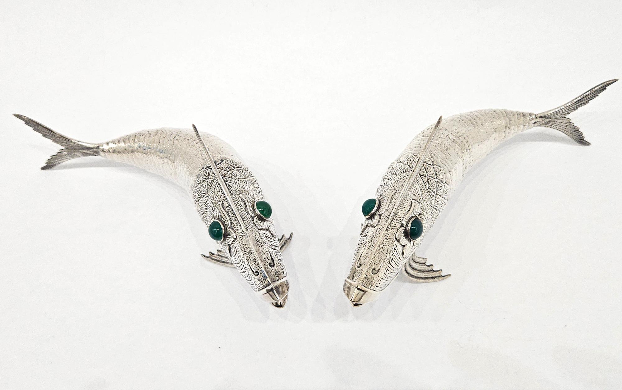 Pair of Silver Plate Articulated Fish with Green Glass Eyes, Spain c. 1930 For Sale 4