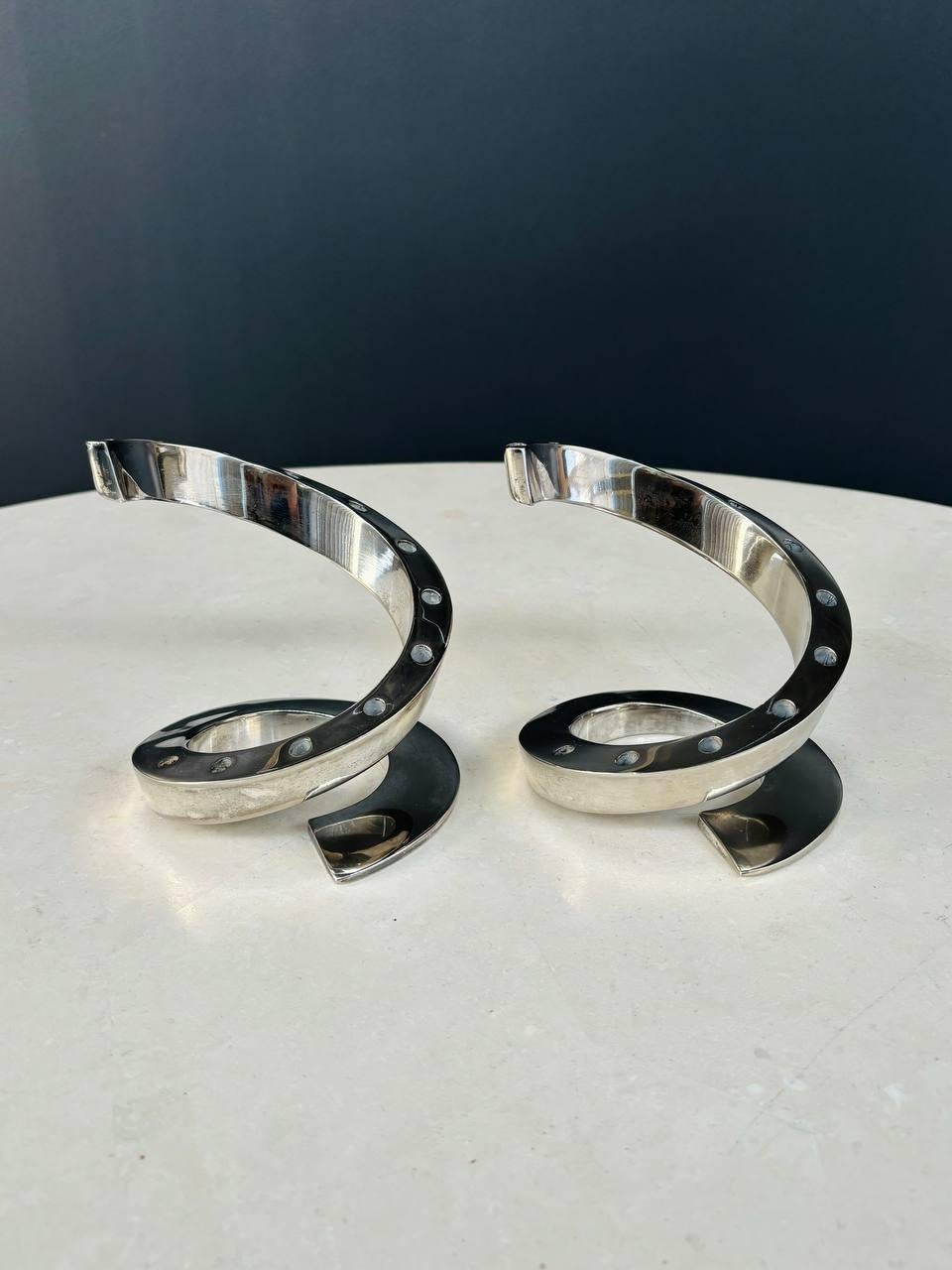 Pair of Silver Plate Coil Snake Candle Holders by Bertil Vallien for Dansk In Good Condition For Sale In Los Angeles, CA