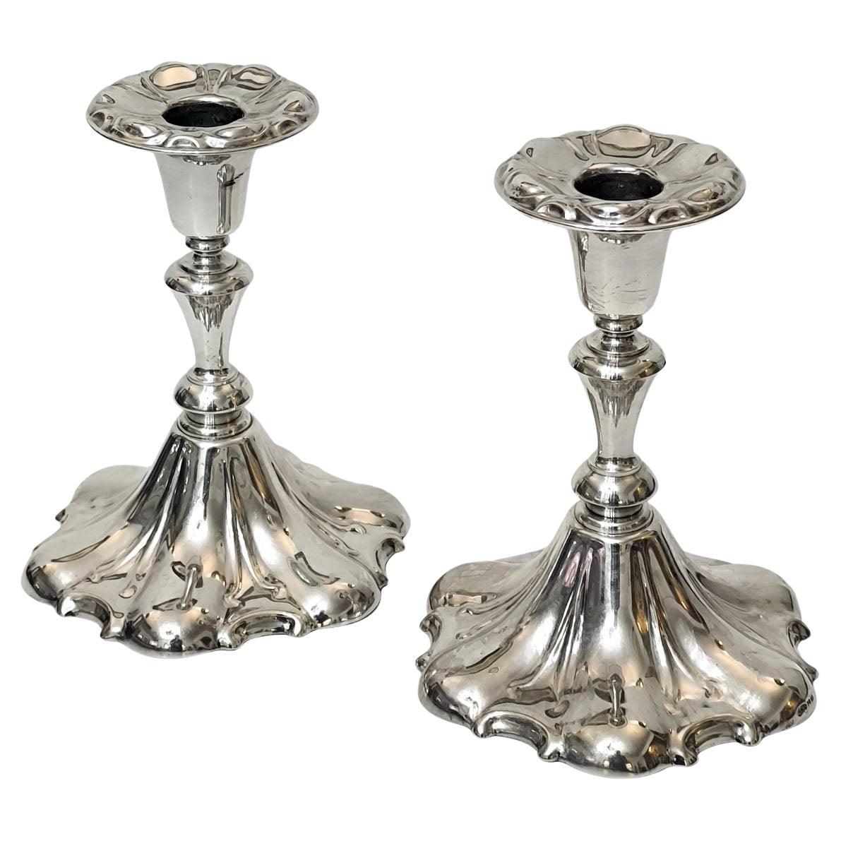 Paar versilberte Jugendstil-Kerzenhalter von Ystad-Metall