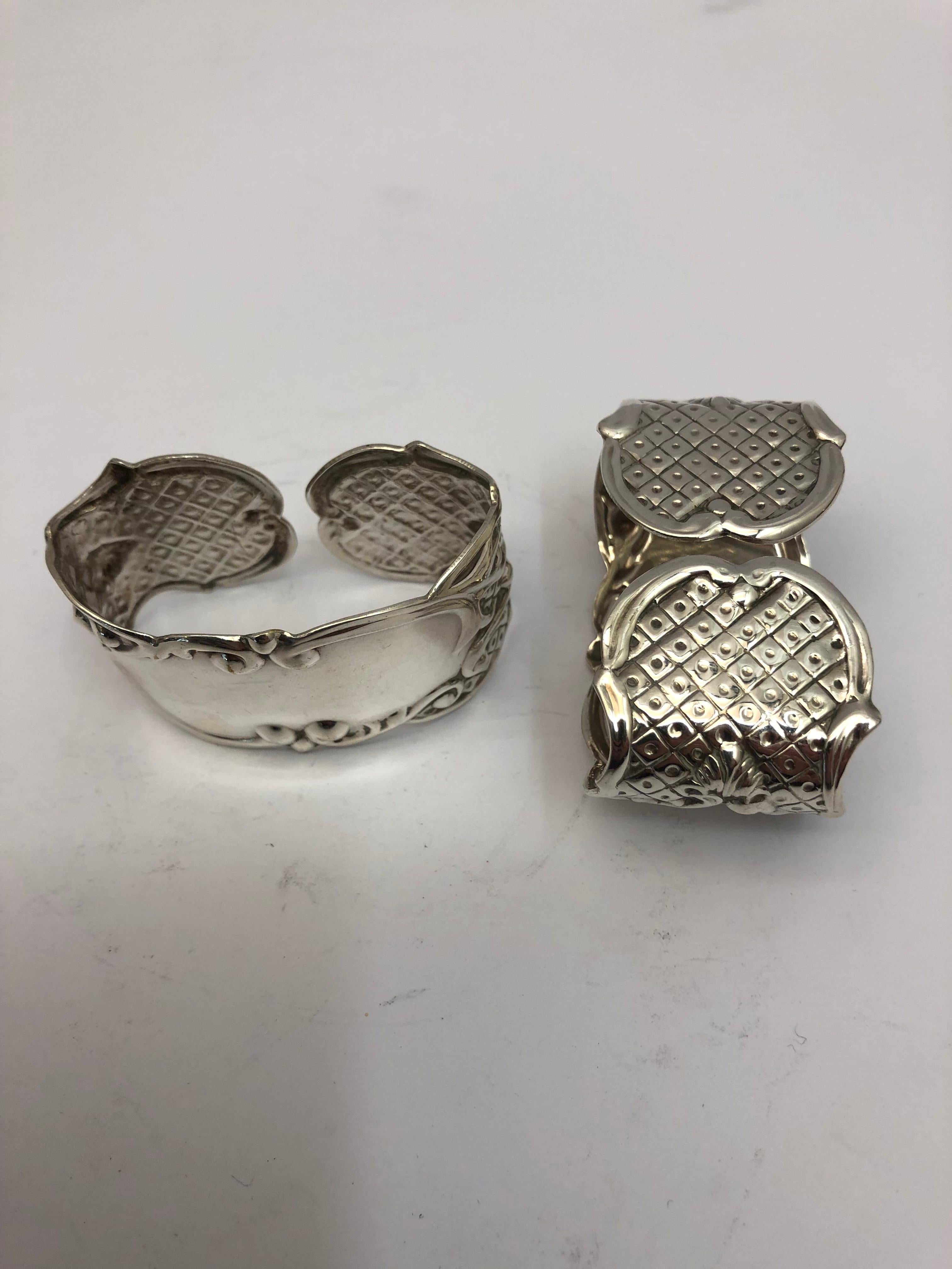 Pair of Silver Plate Napkin Rings In Good Condition For Sale In London, London