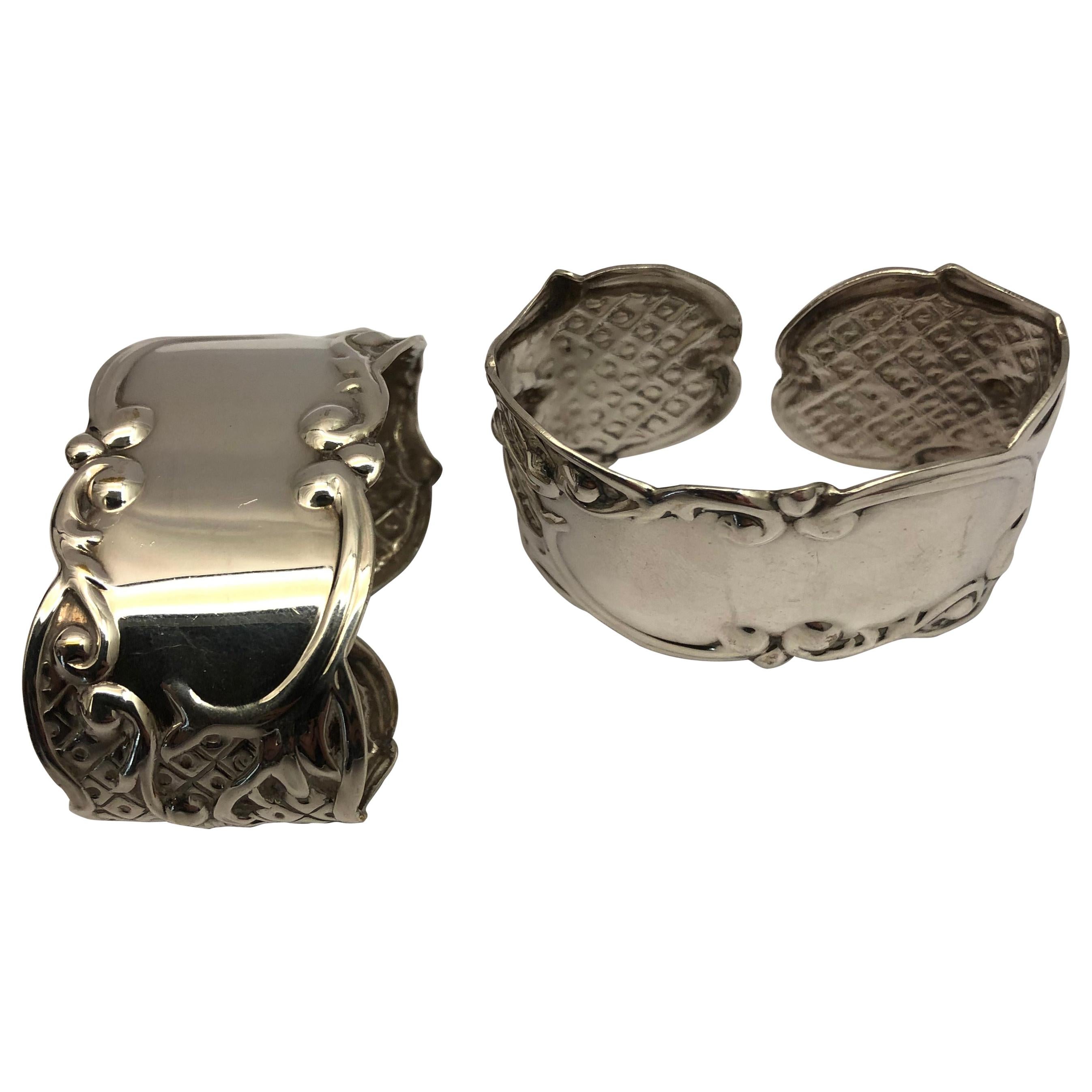 Pair of Silver Plate Napkin Rings For Sale
