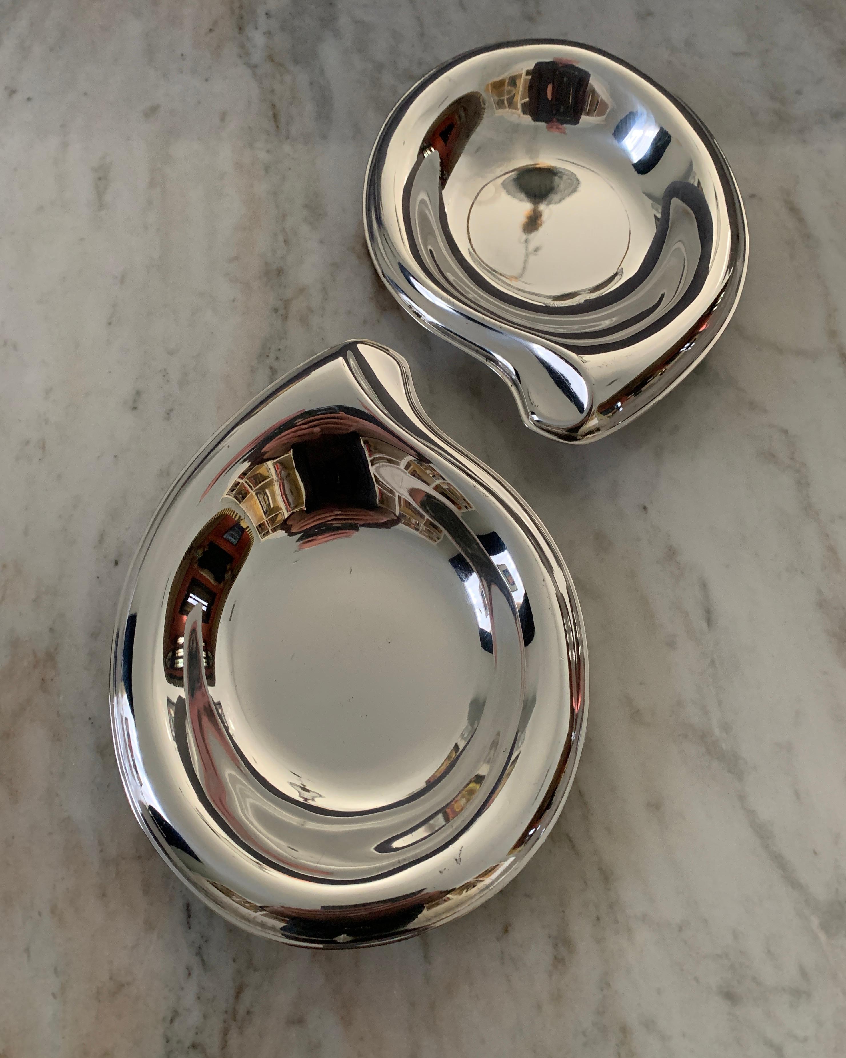 20th Century Pair of Silver Plate Soap or Candy Dishes in the Manner of Elsa Peretti For Sale