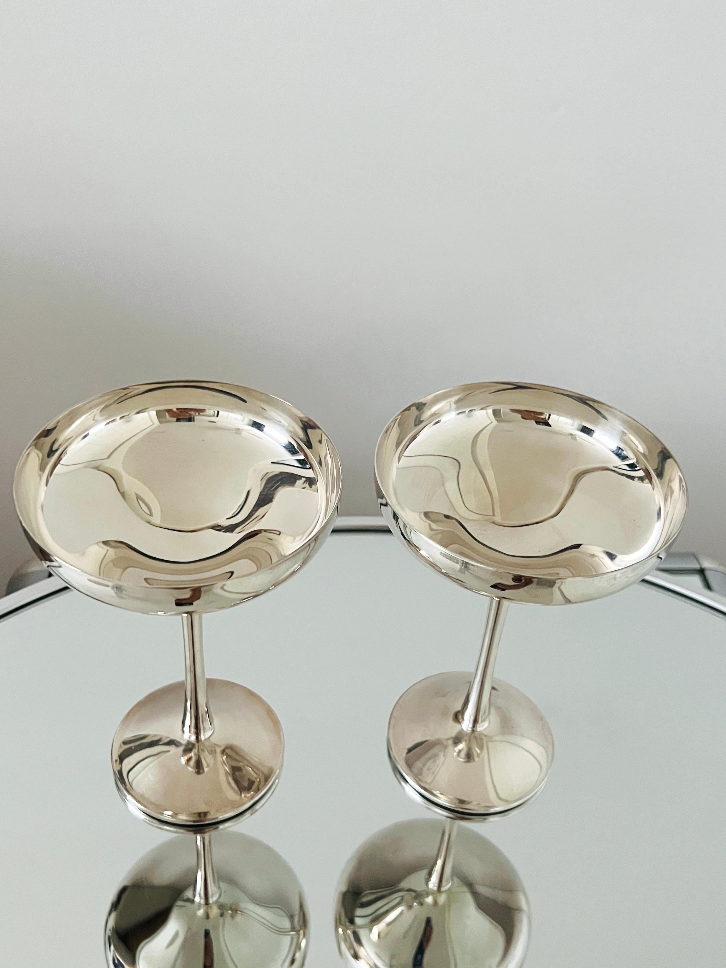 Pair of Silver Plated Champagne Coupes by Kirk-Stieff, Spain, 1980 In Good Condition In Fort Lauderdale, FL