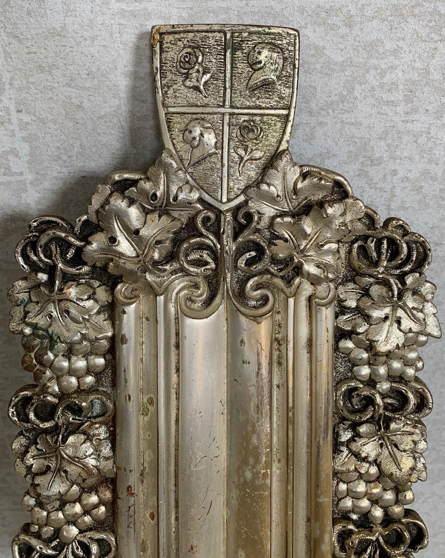 Paire d'appliques en métal argenté de E. F. Caldwell Bon état - En vente à Baltimore, MD