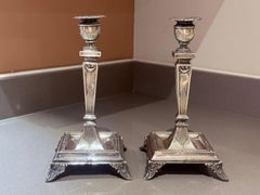 Coppia di candelieri scanalati placcati in argento, arredamento da tavolo vintage neoclassico Home