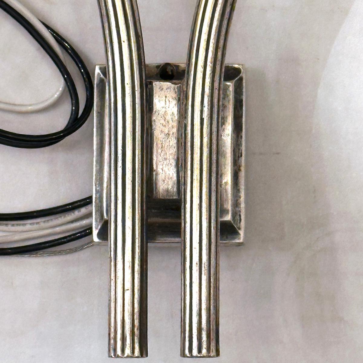 Coppia di lampade da sole placcate in argento In condizioni buone in vendita a New York, NY