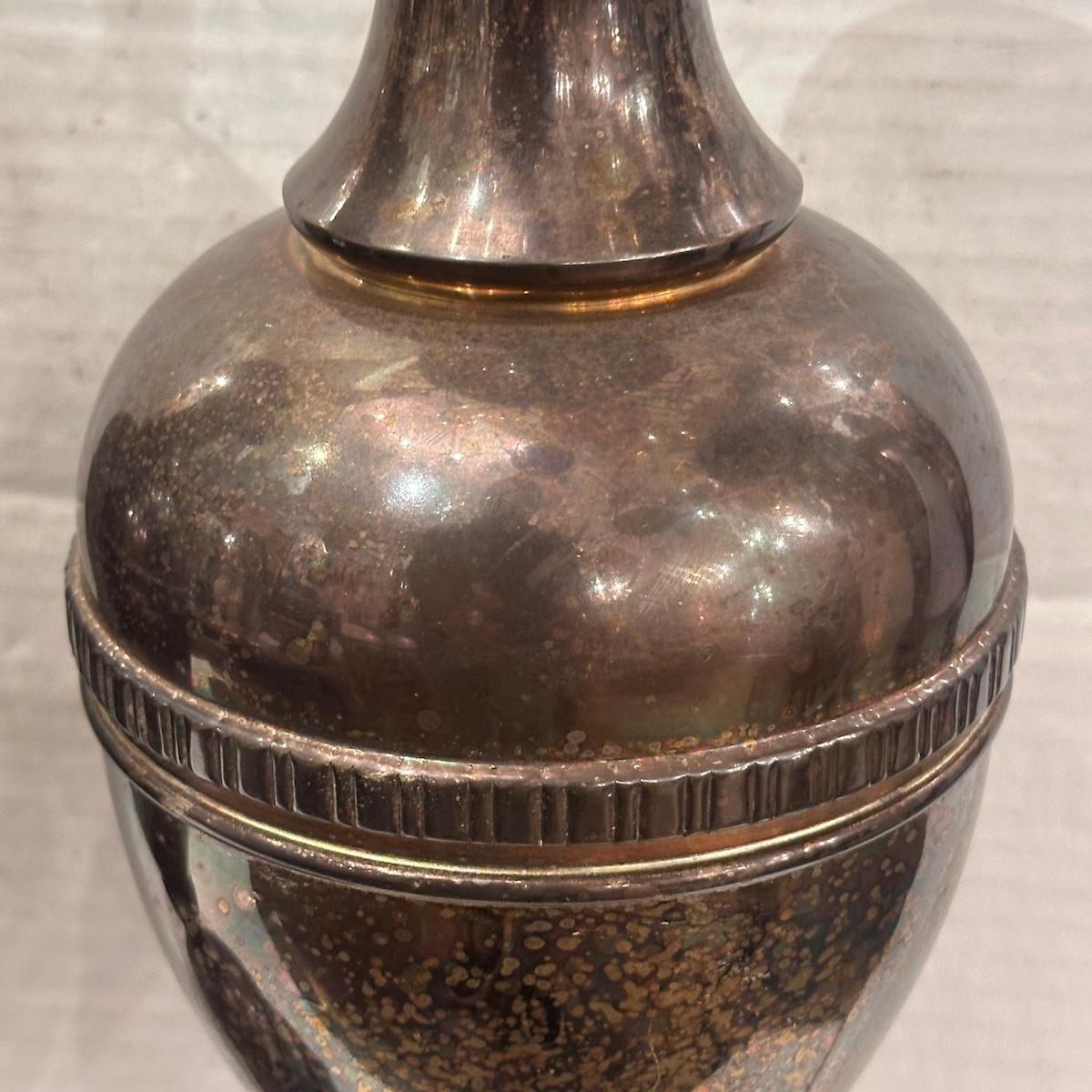 Pair of Silver Plated Table Lamps (Versilberung) im Angebot