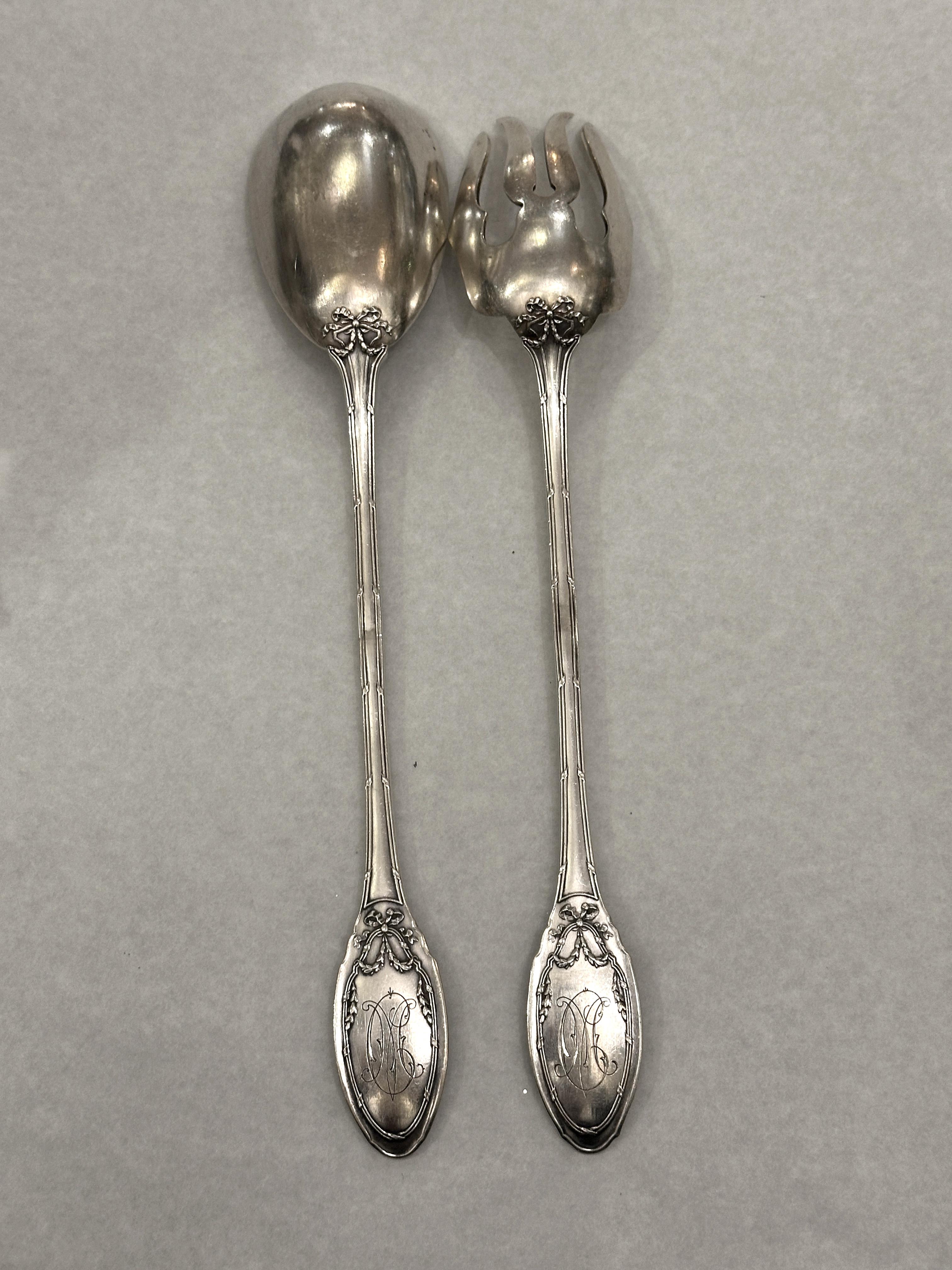 Francese Coppia di servitori da insalata in argento - Victor Boivin, Parigi, fine XIX secolo in vendita