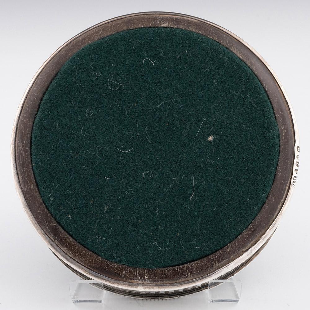 Inizio XIX secolo Coppia di sottobicchieri da vino in argento Londra Robert Hennell 1804 in vendita
