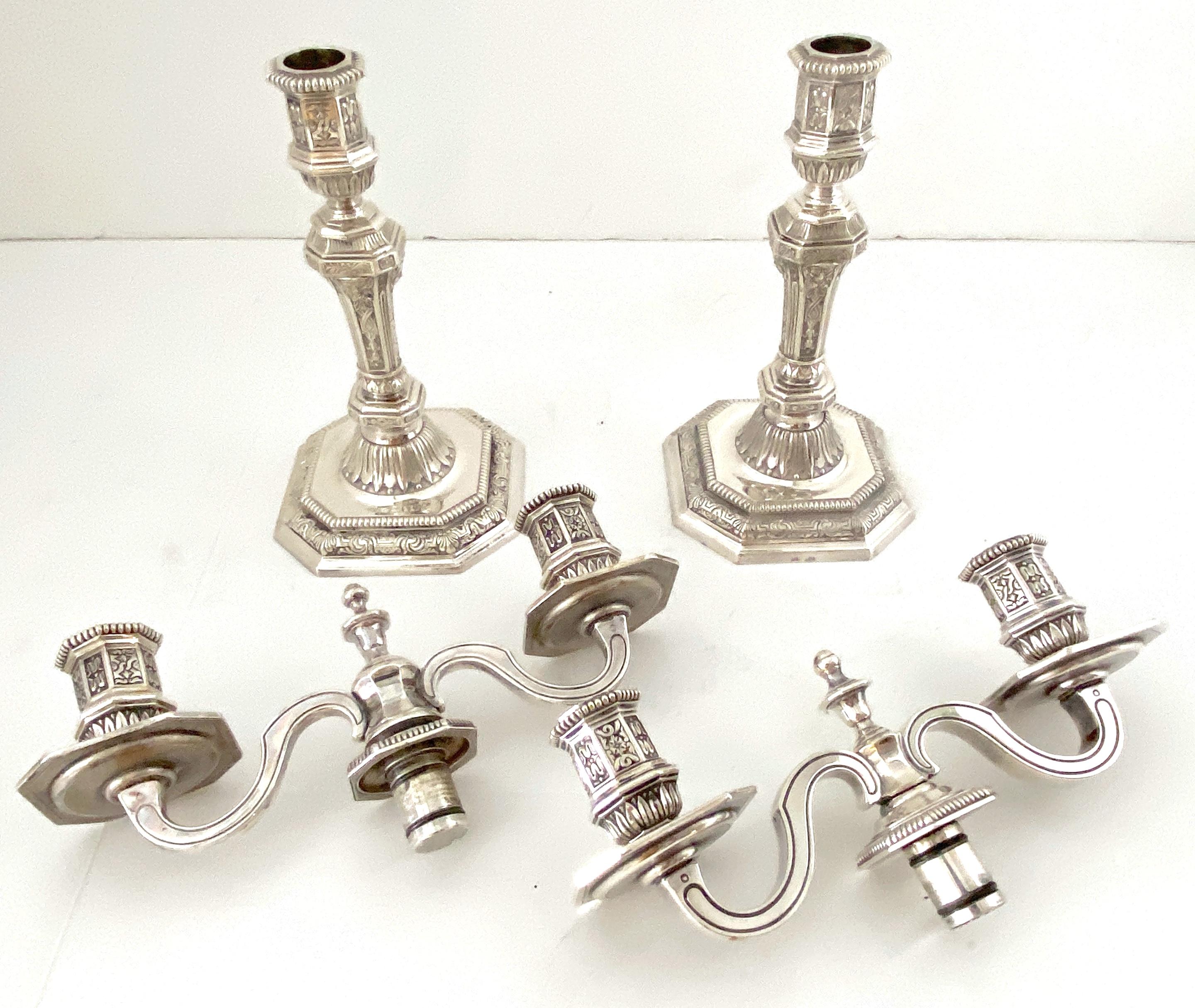 Paire de chandeliers à 2 lumières en métal argenté de la collection 'Dupérier' de Christofle en vente 2