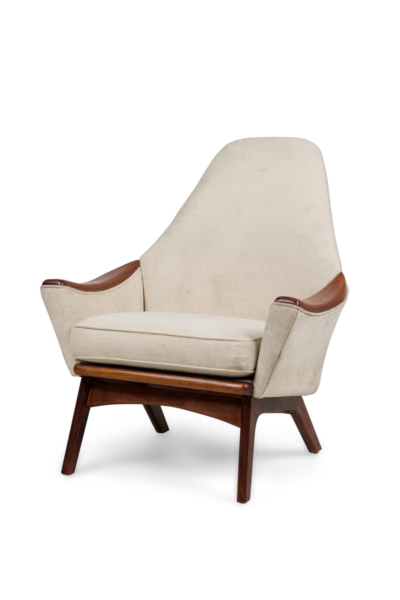 20ième siècle Paire de chaises longues modernes américaines similaires, Adrian Pearsall en vente