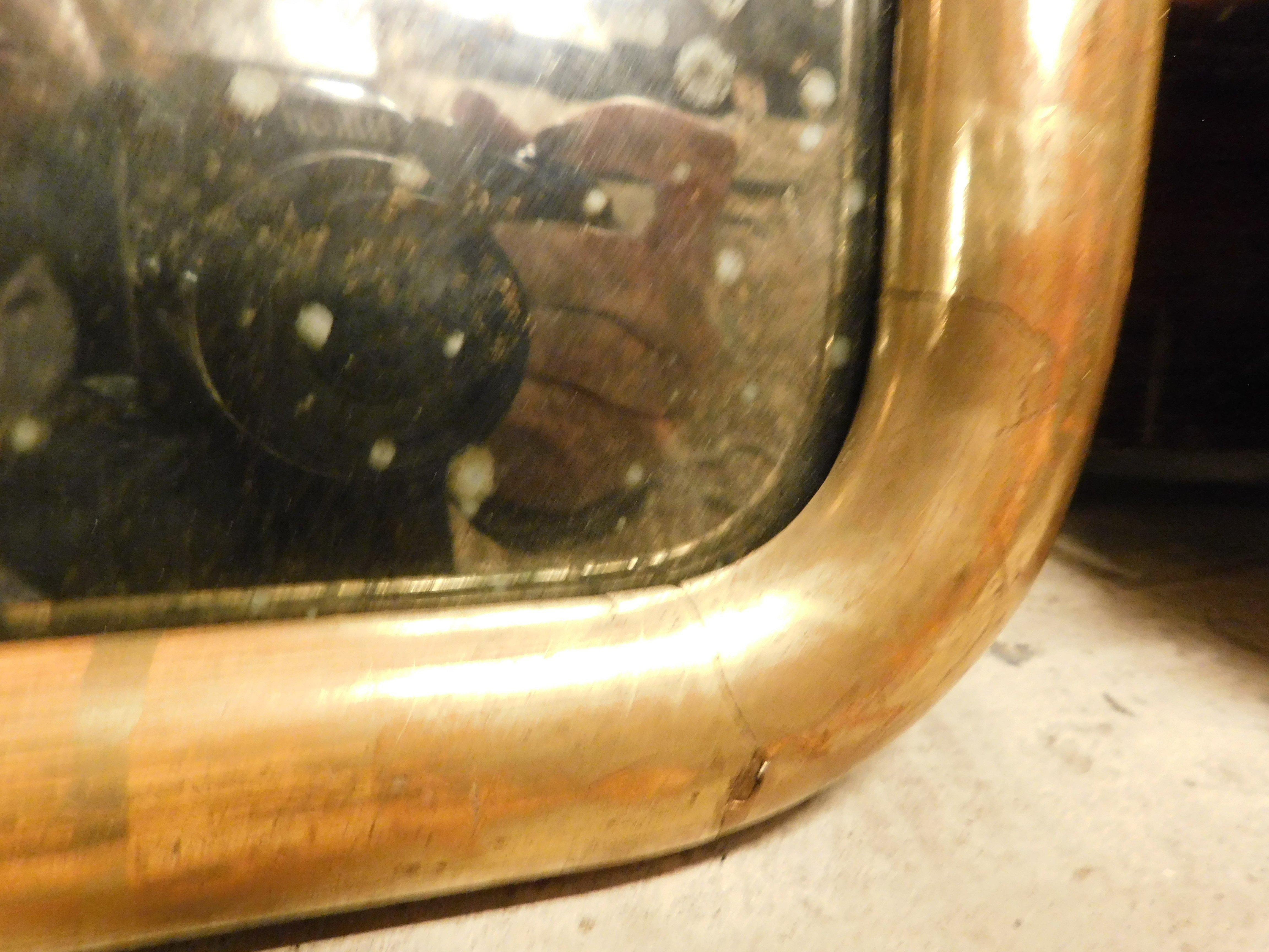 Pair of simple gilded wooden mirrors, Italy For Sale 2