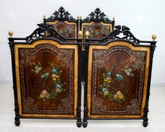 Pareja de Camas Individuales o Dobles Siglo XIX Art Nouveau Italiano Hierro Pintado a Mano