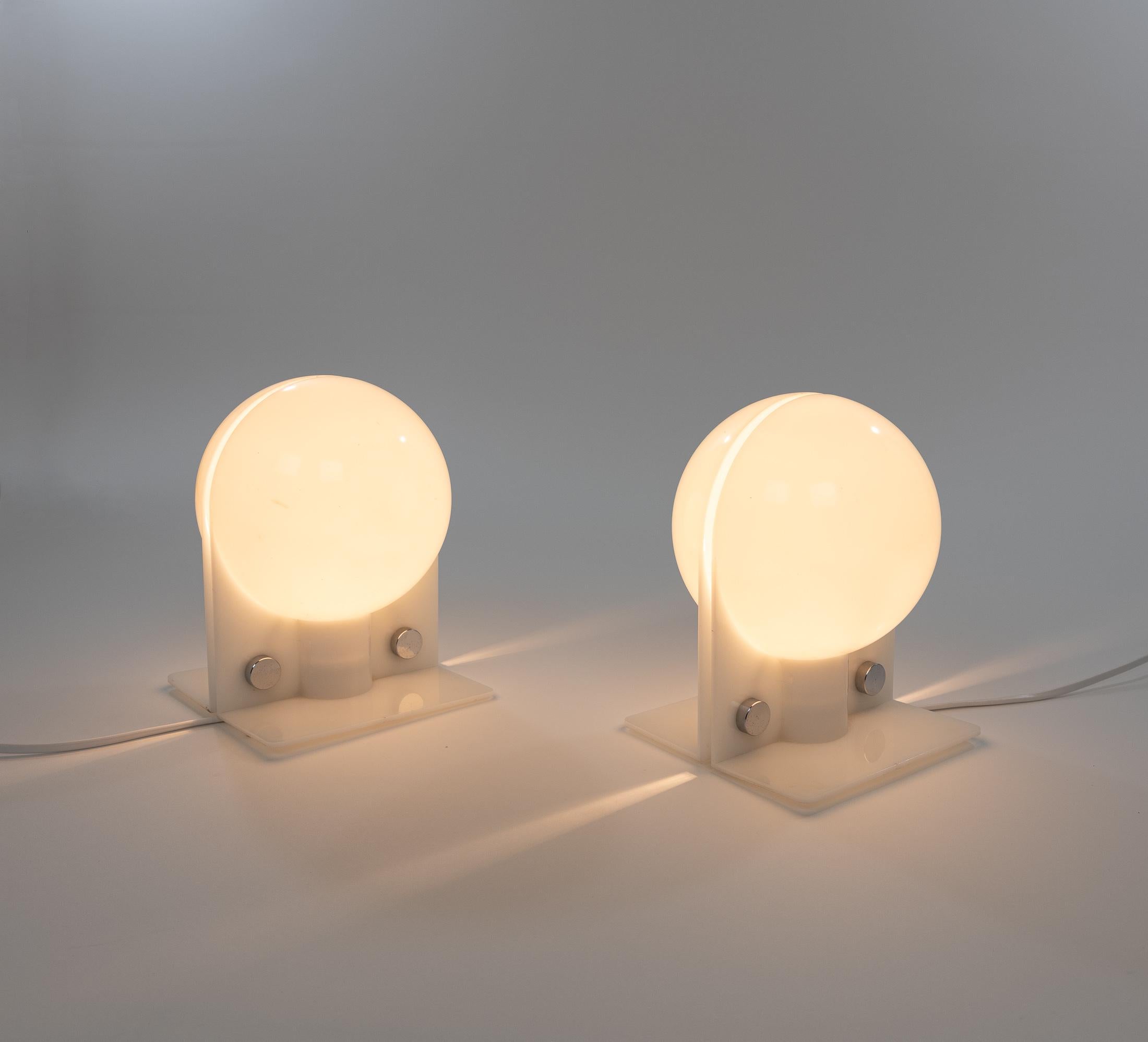 Paire de lampes de table Sirio par E. Lampa et S. Brazzoli pour Harvey Guzzini, 1970 Bon état - En vente à Rotterdam, NL