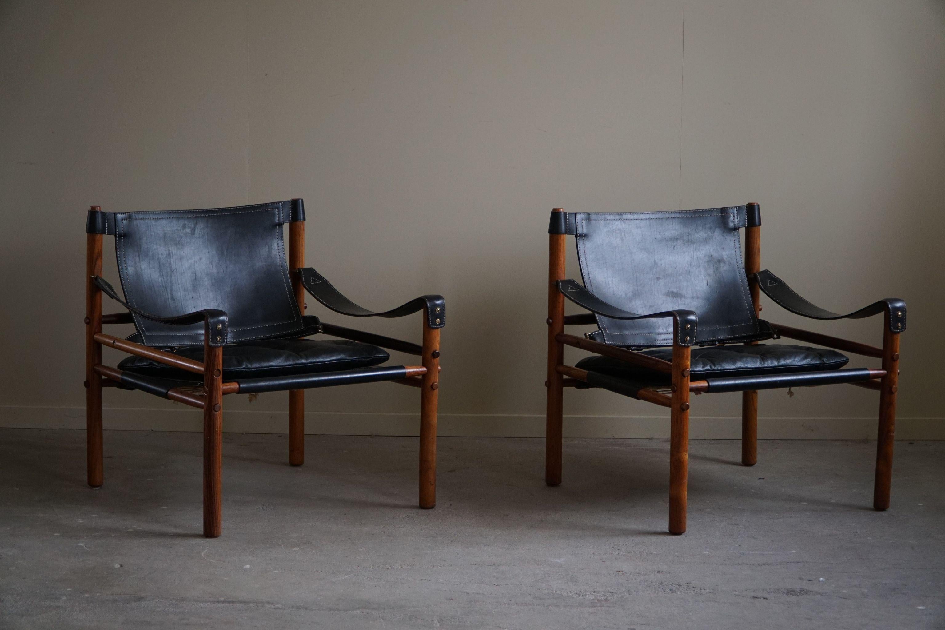 20ième siècle Paire de chaises longues Sirocco en bois de rose, Arne Norell, Ab Aneby, années 1960 en vente