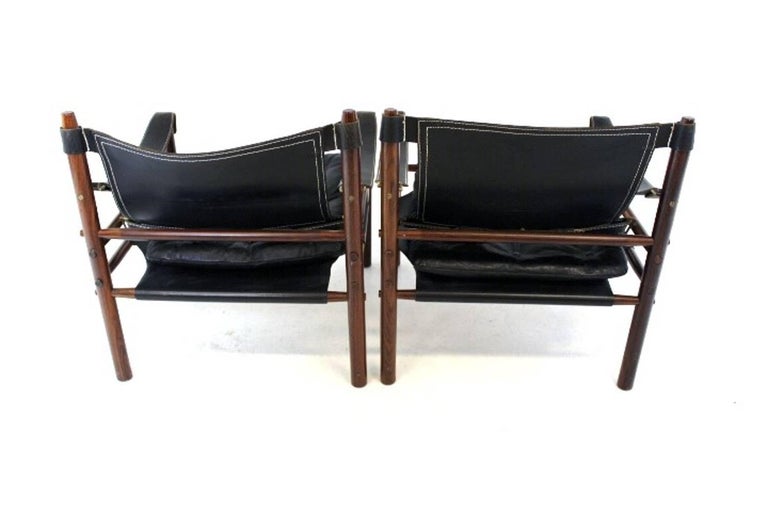 Pair of Sirocco Safari Chair by Arne Norell Black Leather In Good Condition For Sale In Helsingborg, SE