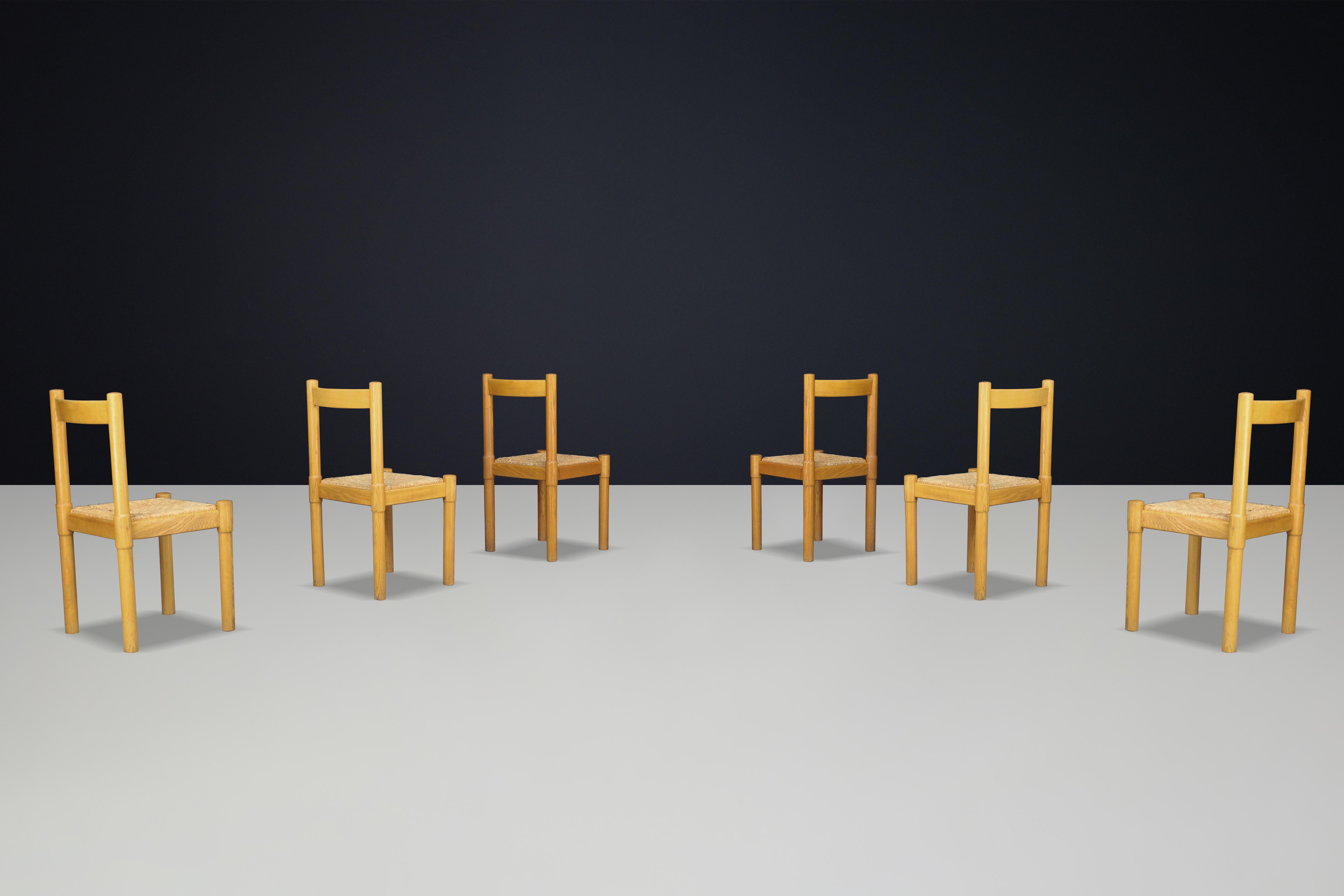 Paire de chaises de salle à manger en frêne et jonc dans le style de Vico Magistretti Bon état - En vente à Almelo, NL