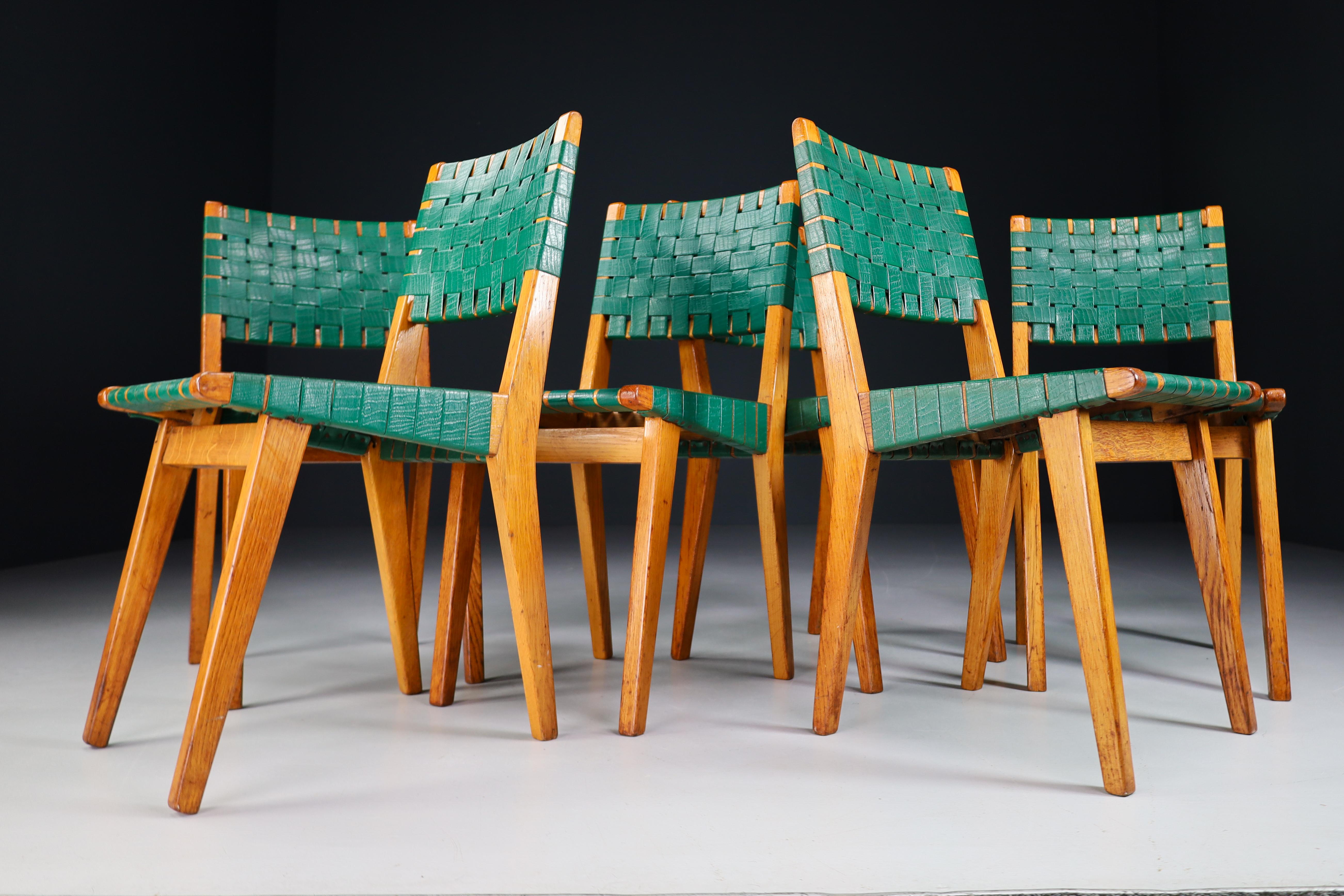 American Pair of Six Jens Risom Side/Dining Room Chairs Model 666 for Walter Knoll 1950s
