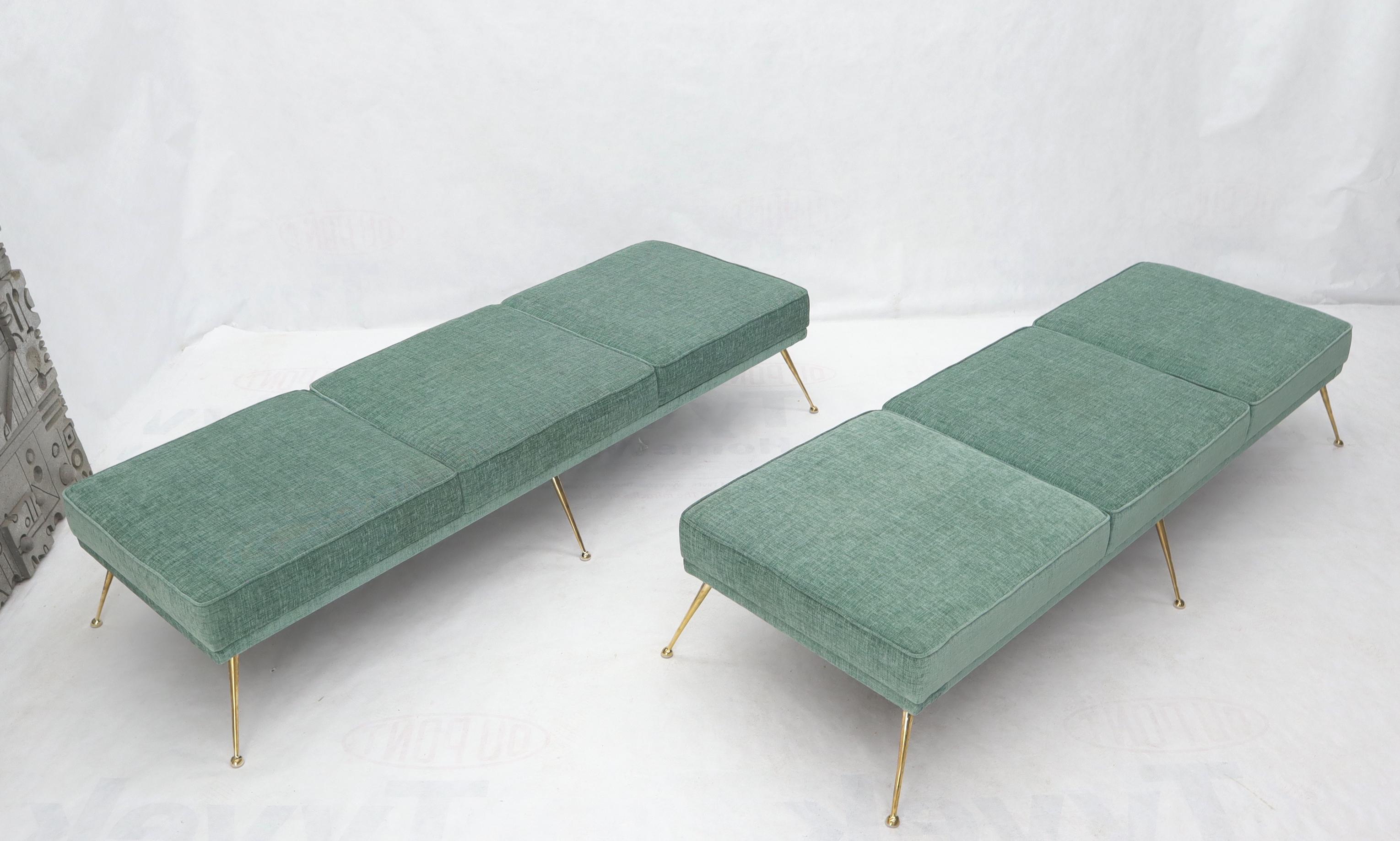 Mid-Century Modern Pair of Six-Legged Brass Feet Italian Daybeds on Brass Feet For Sale