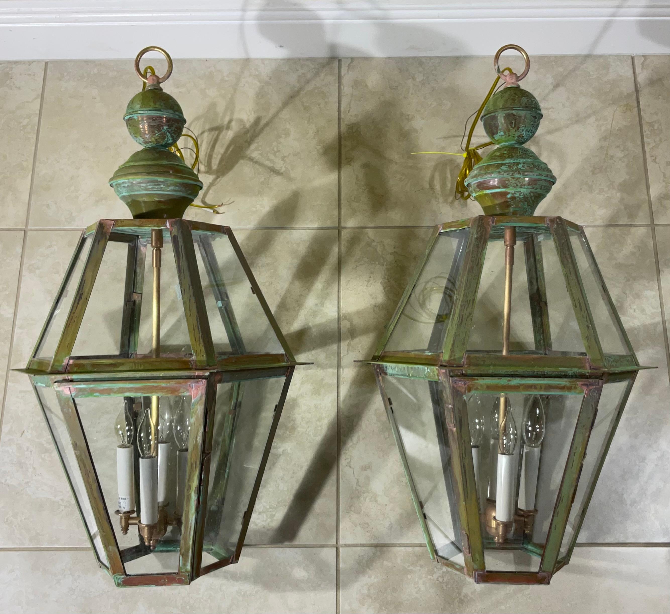 Pair Of Six Sides Solid Copper And Brass Handcrafted Hanging Lanterns In Good Condition For Sale In Delray Beach, FL