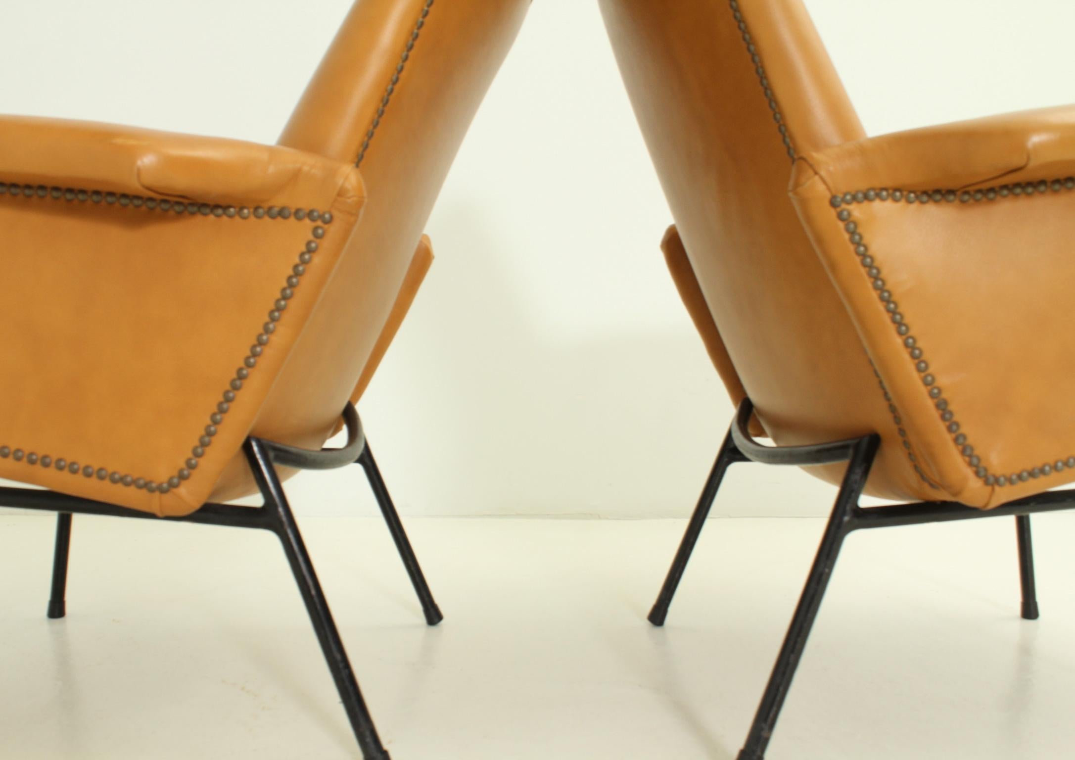 Metal Pair of SK 660 Armchairs by Pierre Guariche for Steiner, 1953 For Sale