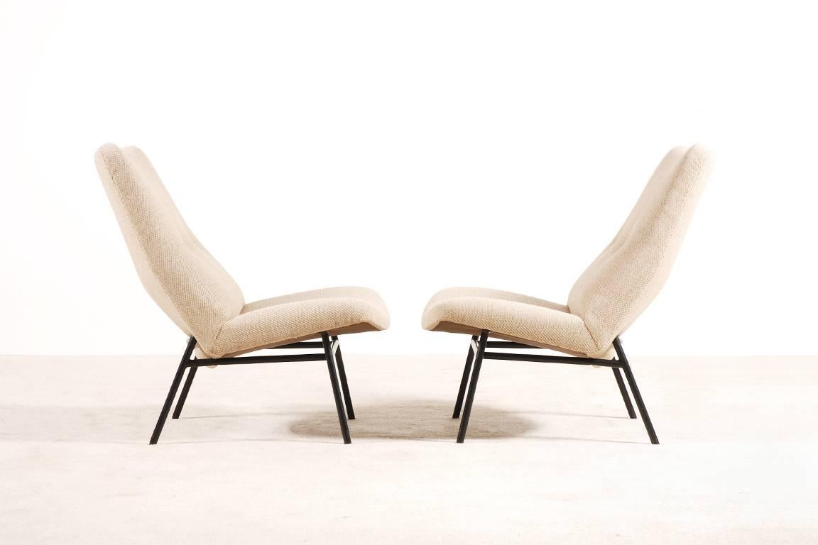 Lacquered Pair of SK660 Armchairs by Pierre Guariche, 1953