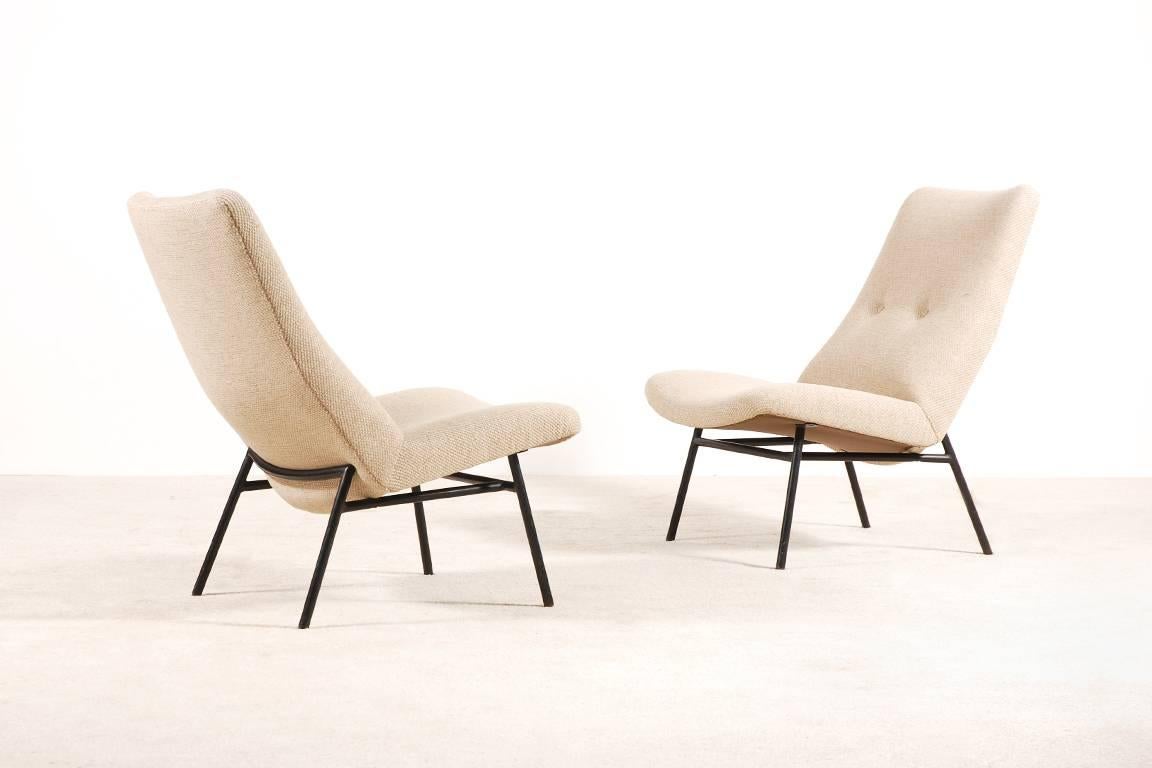 Pair of SK660 Armchairs by Pierre Guariche, 1953 In Excellent Condition In Paris, FR