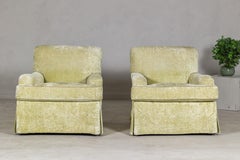 Coppia di sedie Club con gonna di Southwood in ciniglia Chartreuse