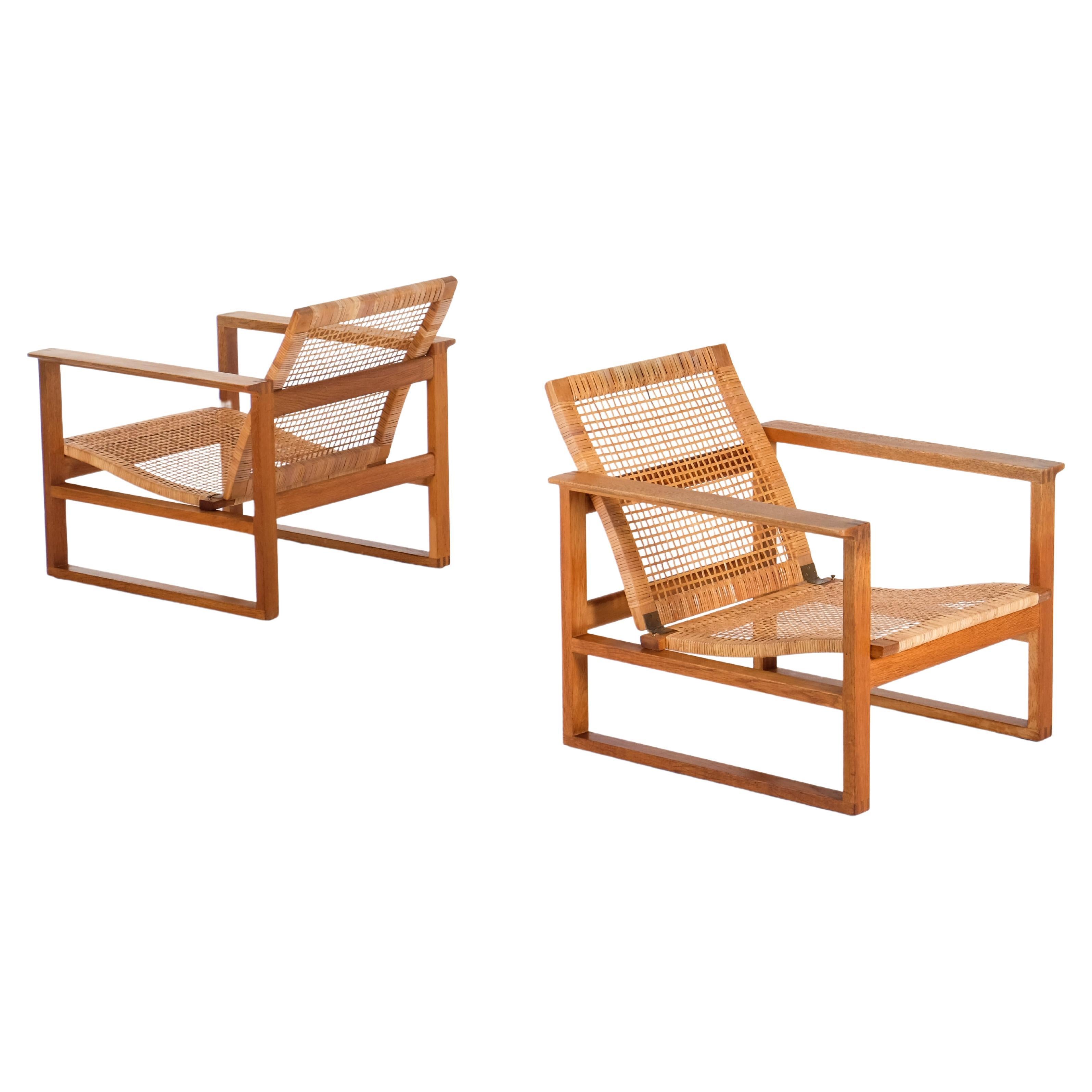 Pair of "Slædestolen" Børge Mogensen Easy Chairs 2256, 1960s For Sale