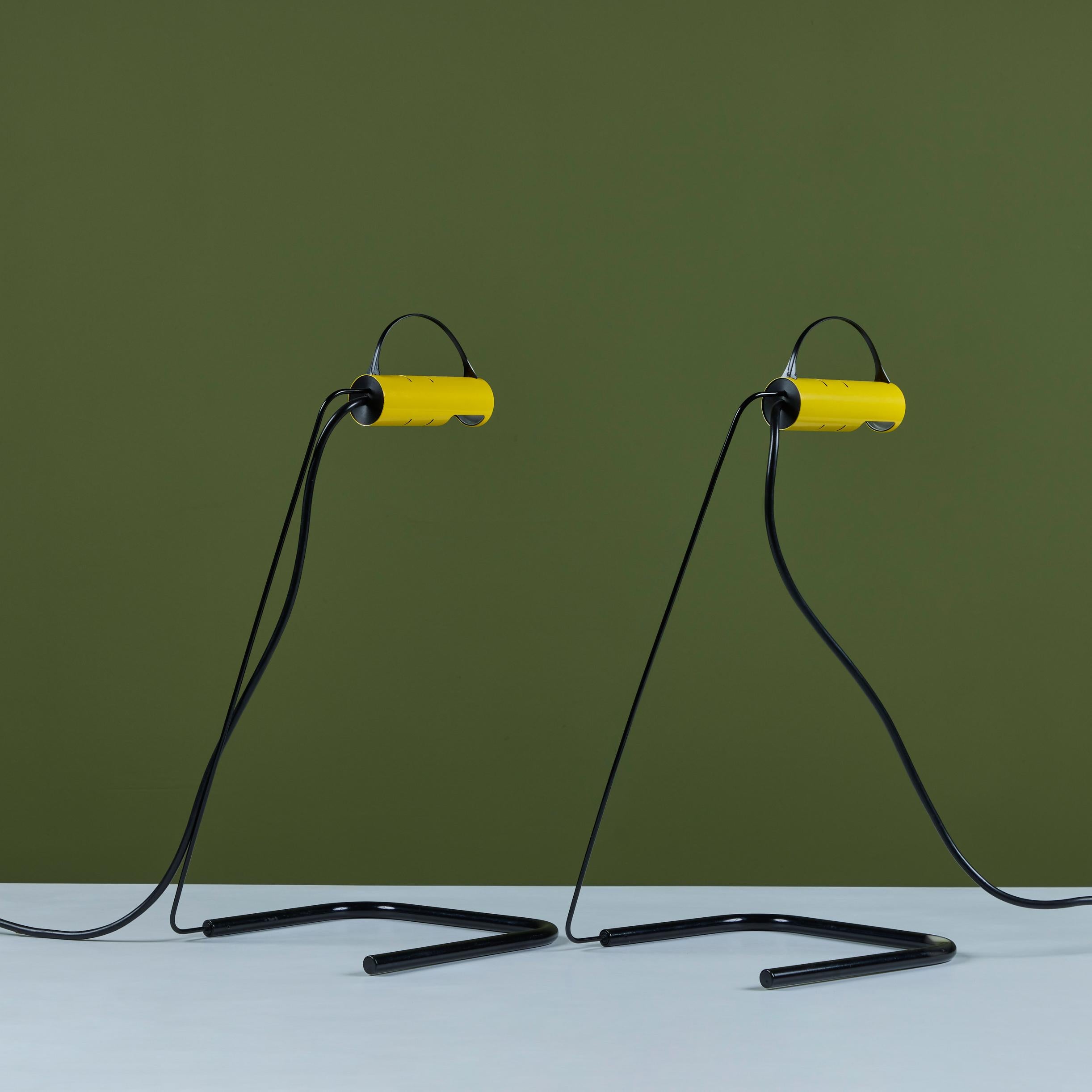 Pair of Slalom Table Lamp by Vico Magistretti for Oluce For Sale 6