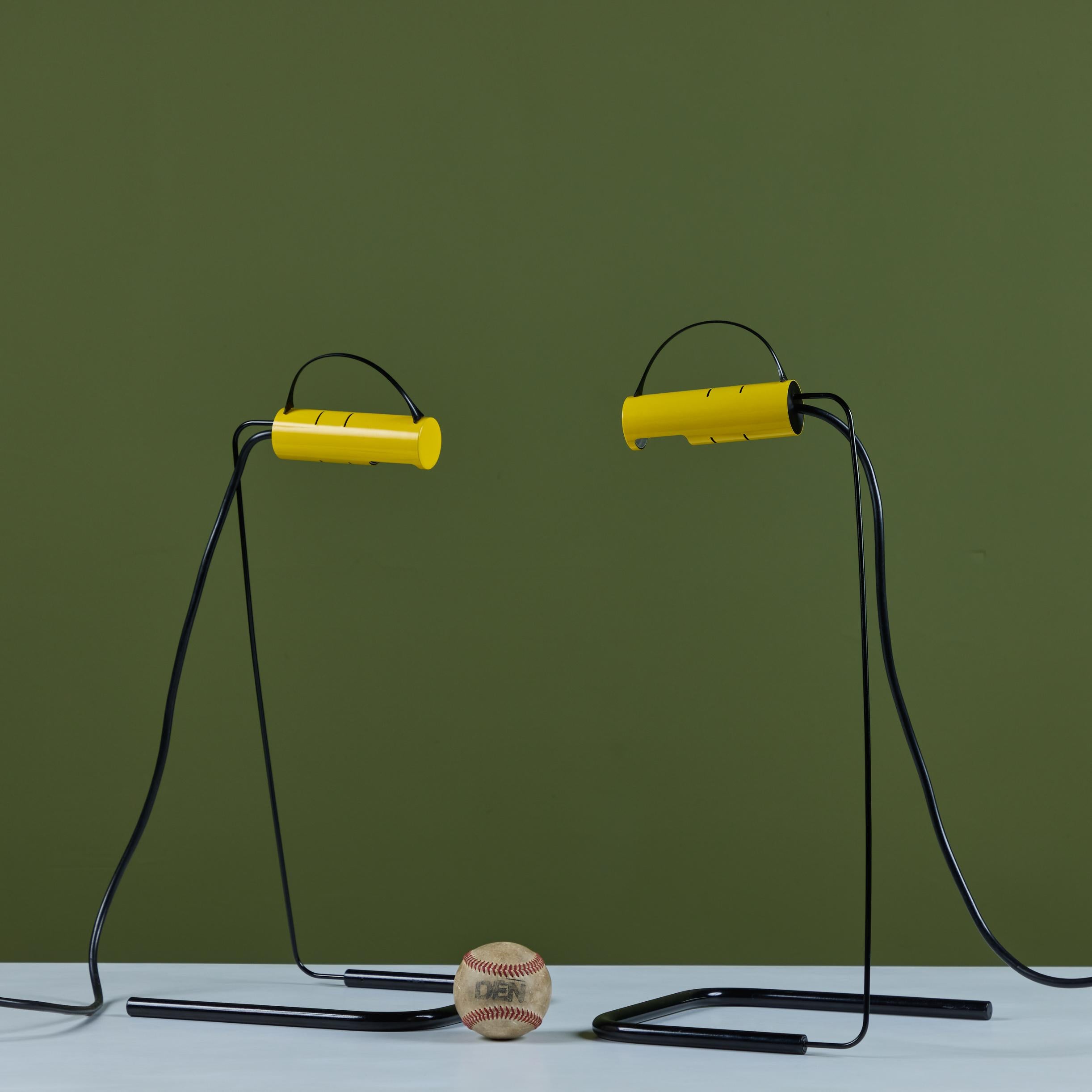 Post-Modern Pair of Slalom Table Lamp by Vico Magistretti for Oluce For Sale