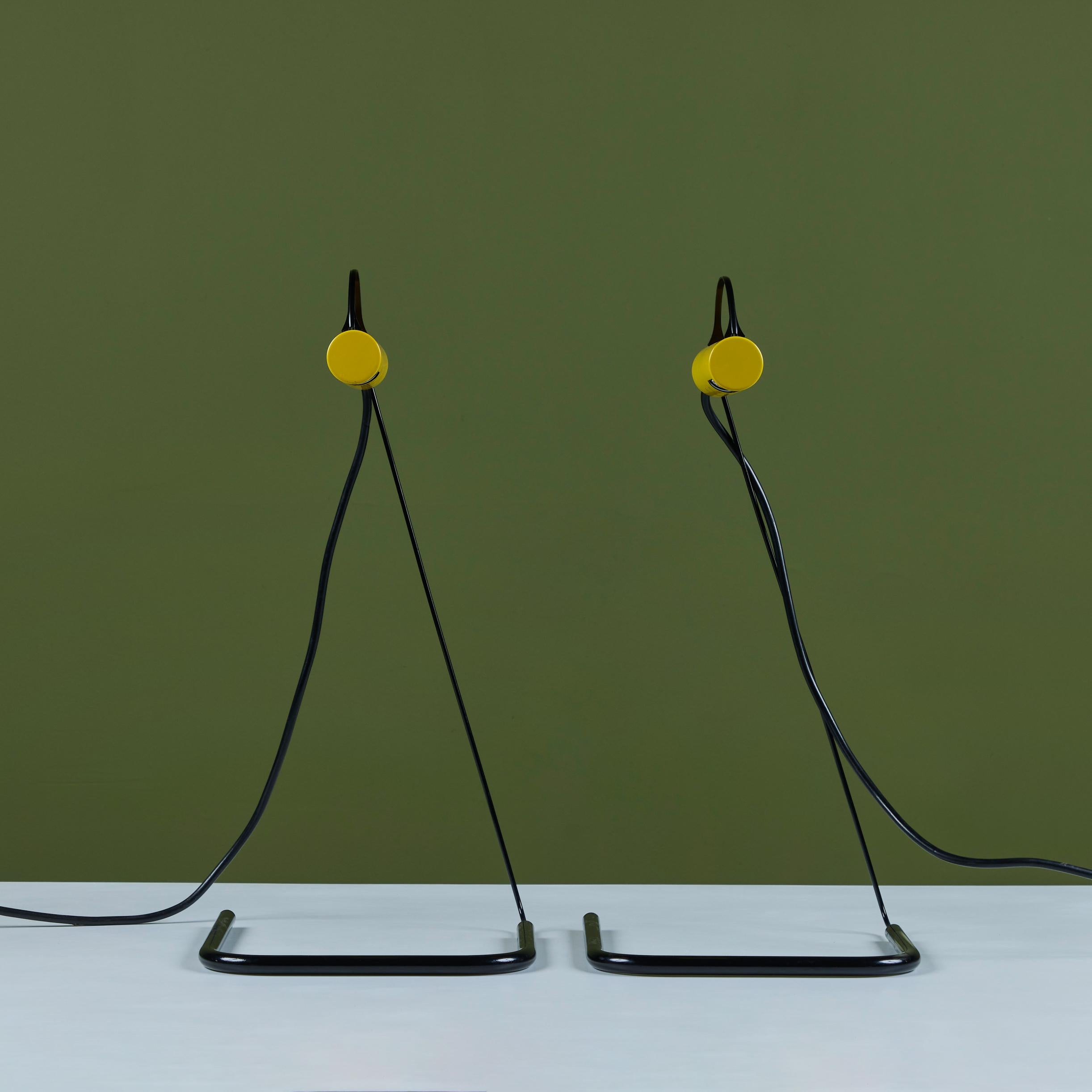 Pair of Slalom Table Lamp by Vico Magistretti for Oluce For Sale 2
