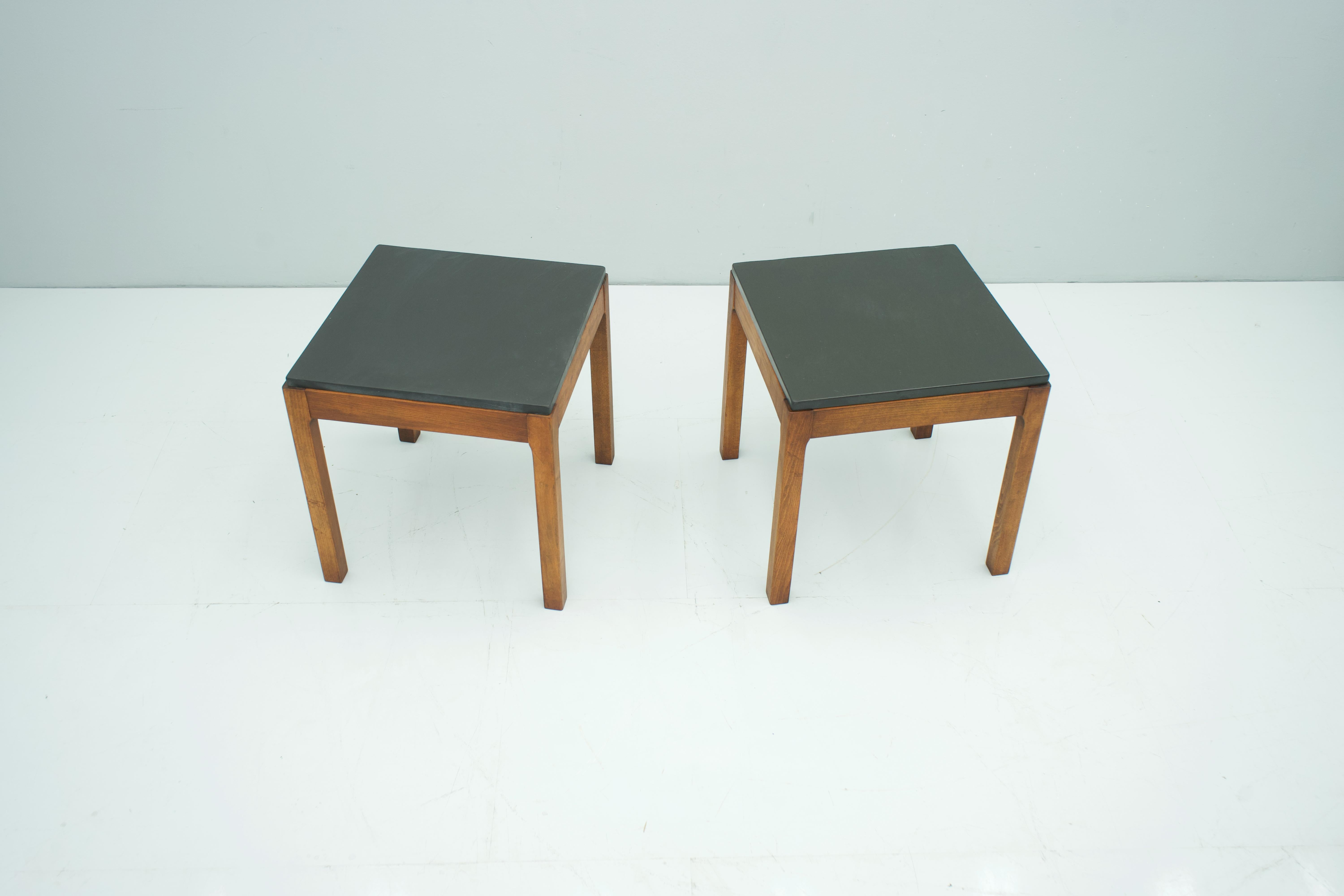 Pair of slate and wood side tables, 1950s

Very good condition.