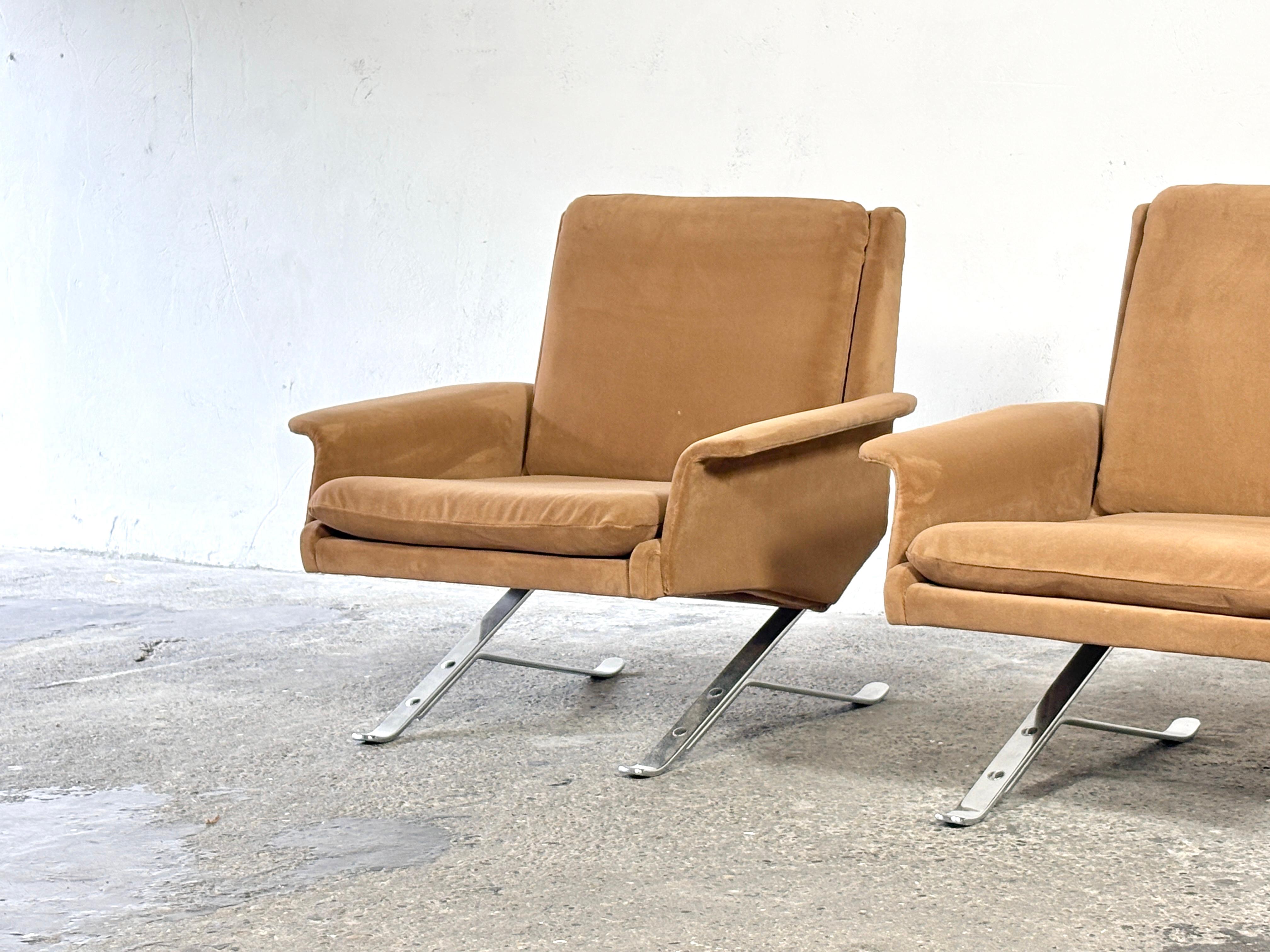 Pair of Sled base lounge chairs designed by Arnold Bode for Tectaform 1950ies For Sale 3