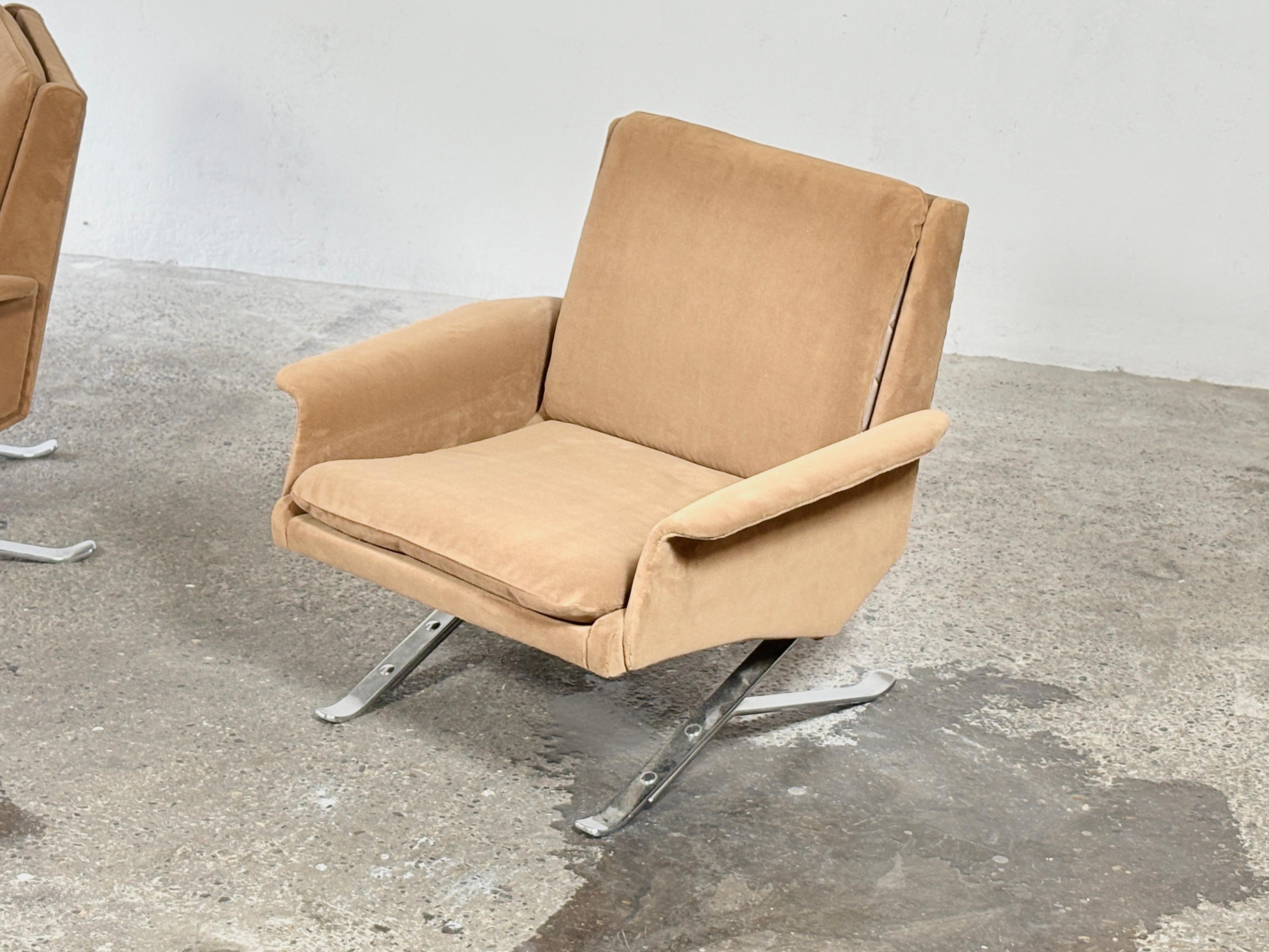 Pair of Sled base lounge chairs designed by Arnold Bode for Tectaform 1950ies For Sale 4