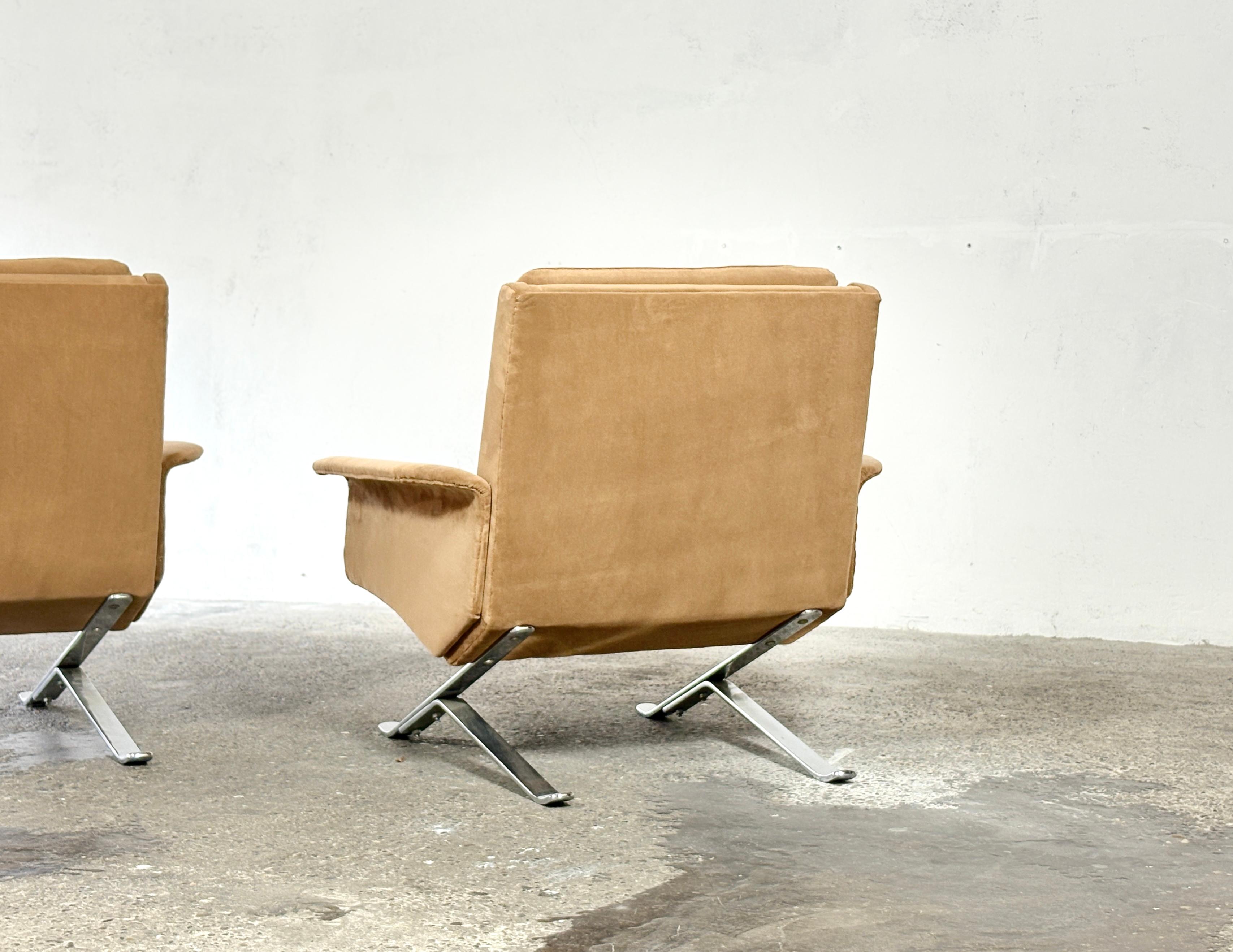 Pair of Sled base lounge chairs designed by Arnold Bode for Tectaform 1950ies For Sale 6