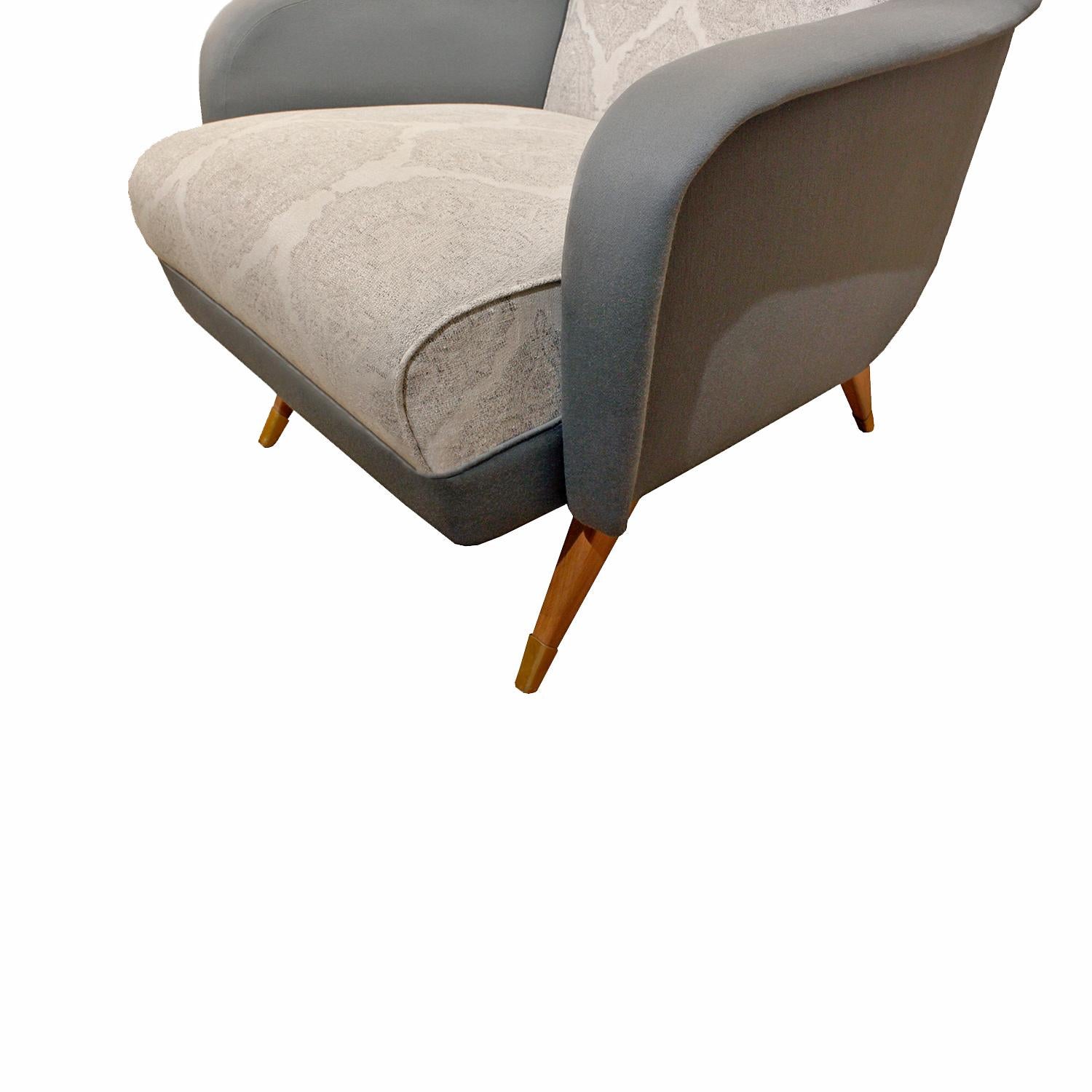 Mid-20th Century Pair of Sleek Italian Lounge Chairs, 1950s