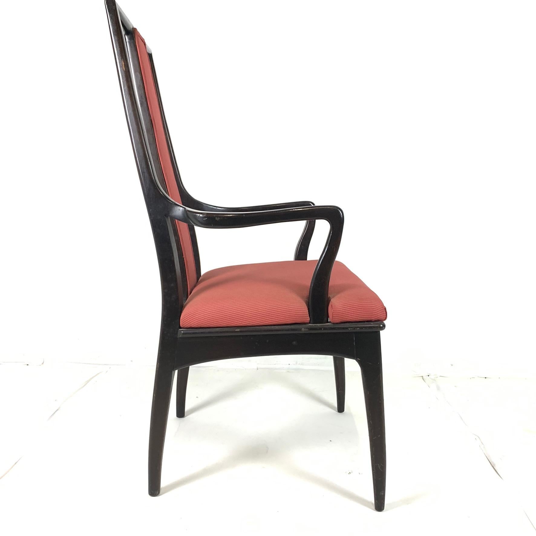 Paire de chaises élégantes de style Parzinger en acajou pour salle à manger ou d'appoint par John Stuart en vente 3