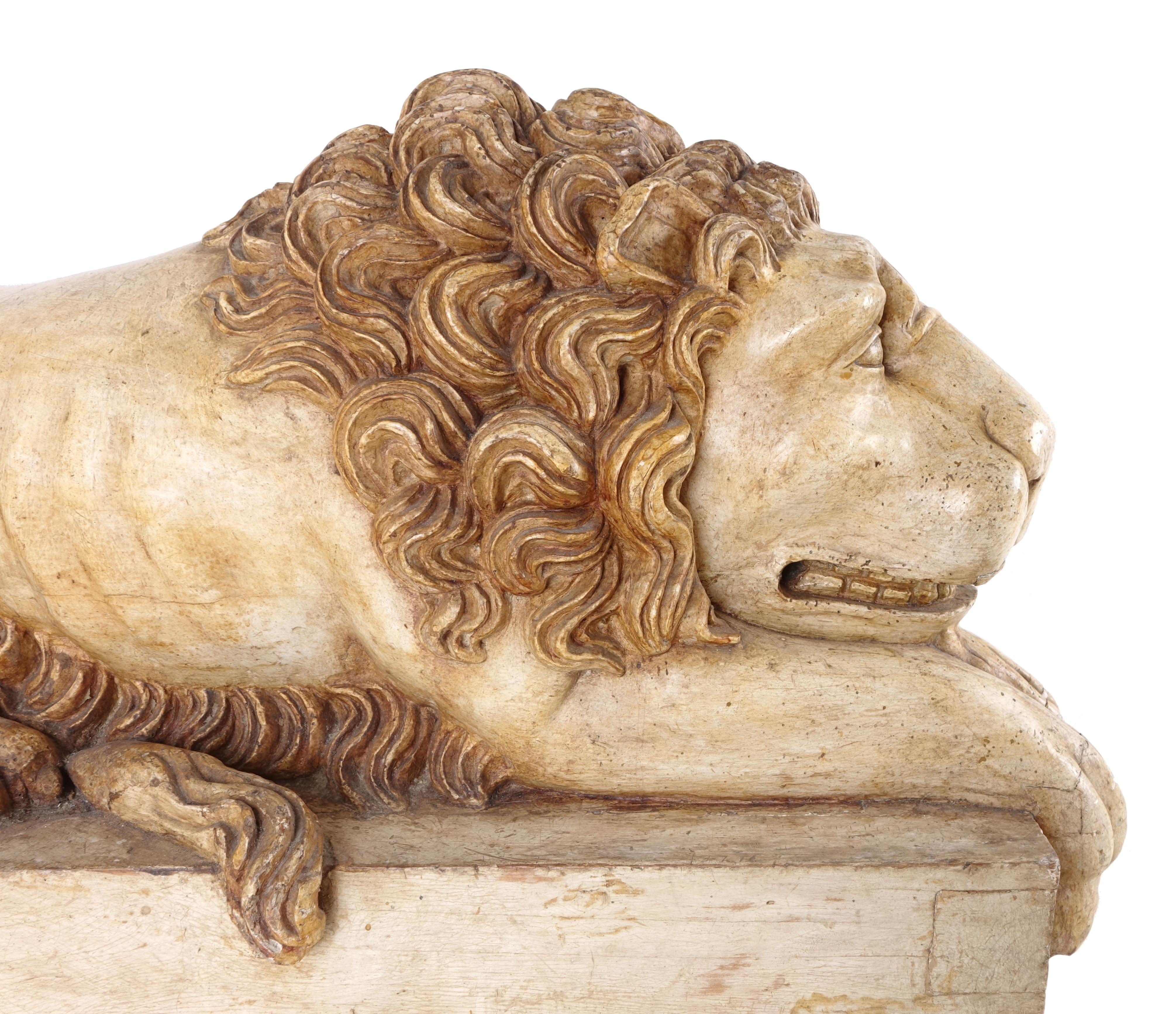18th Century and Earlier Pair of Sleeping Lion Sculptures by Canova, Faux Marble Lacquered Wood from 1790 For Sale