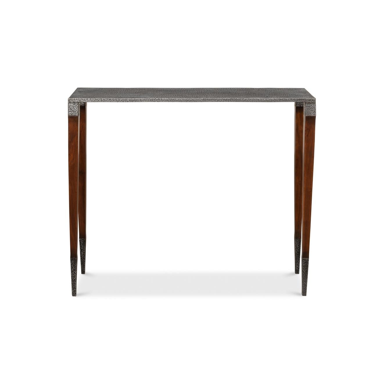 Indien Paire de tables consoles étroites Art Déco en vente
