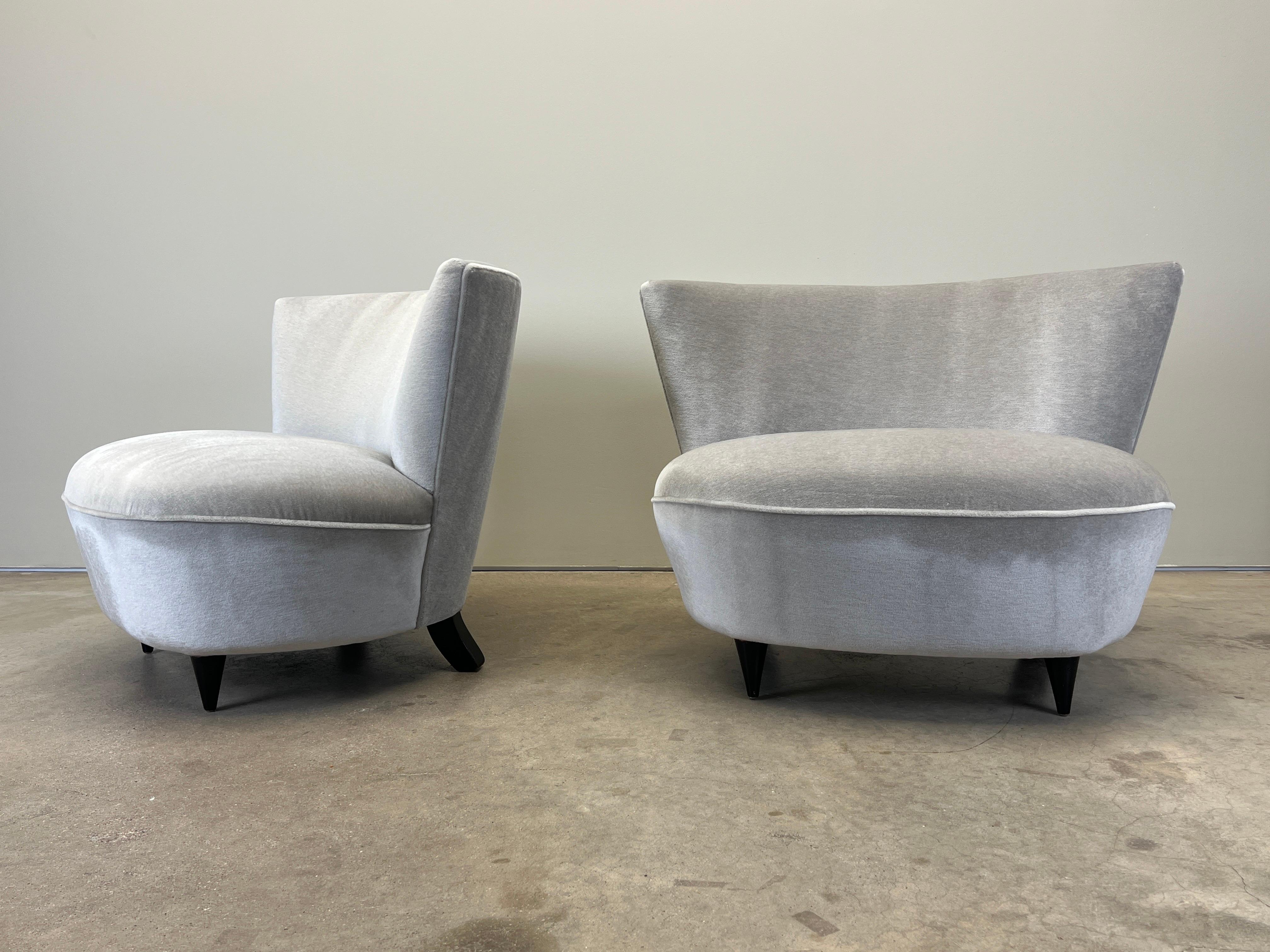 Pair of Slipper Chairs attributed to Gilbert Rohde For Sale 7