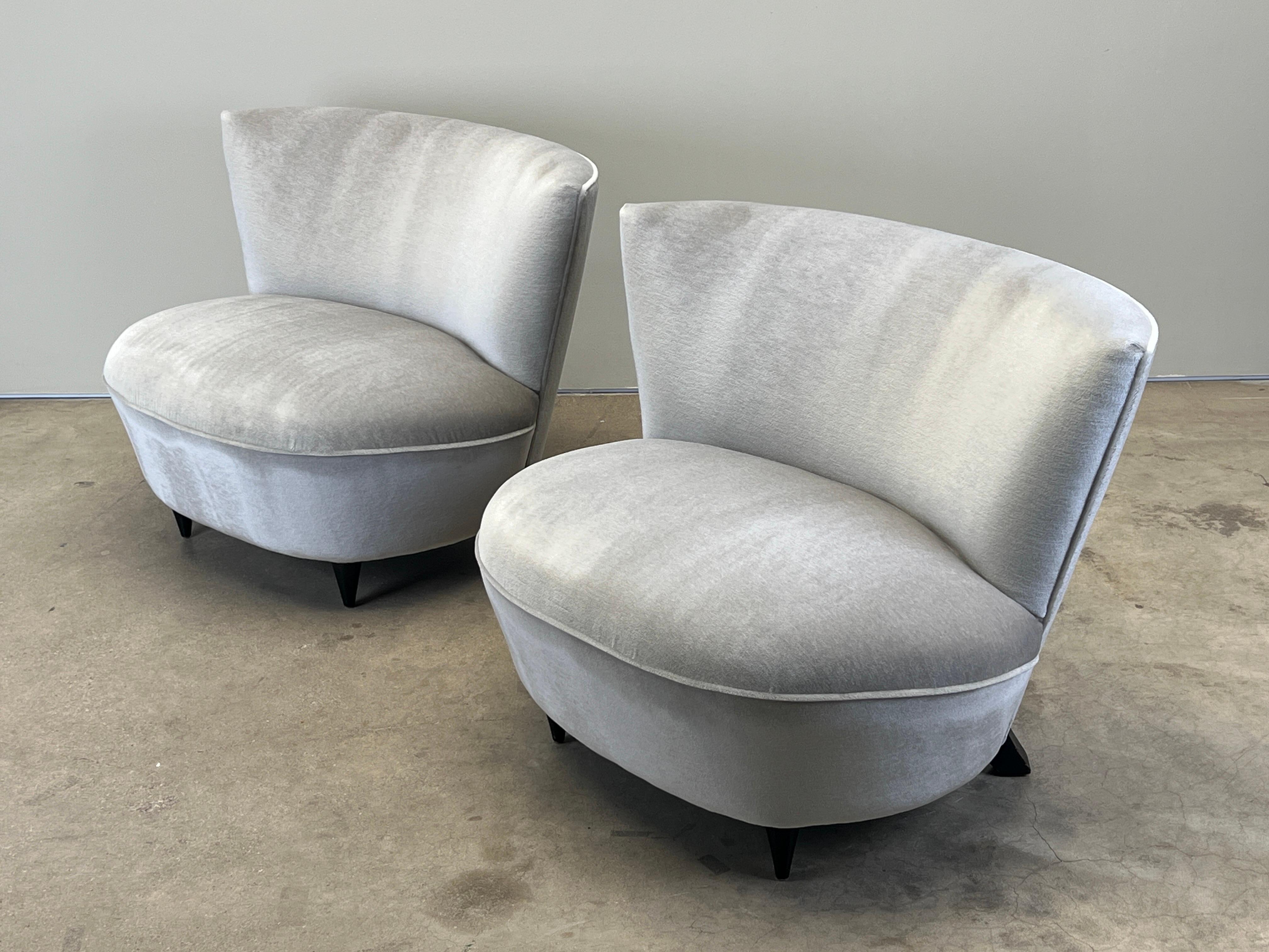 Pair of Slipper Chairs attributed to Gilbert Rohde For Sale 9