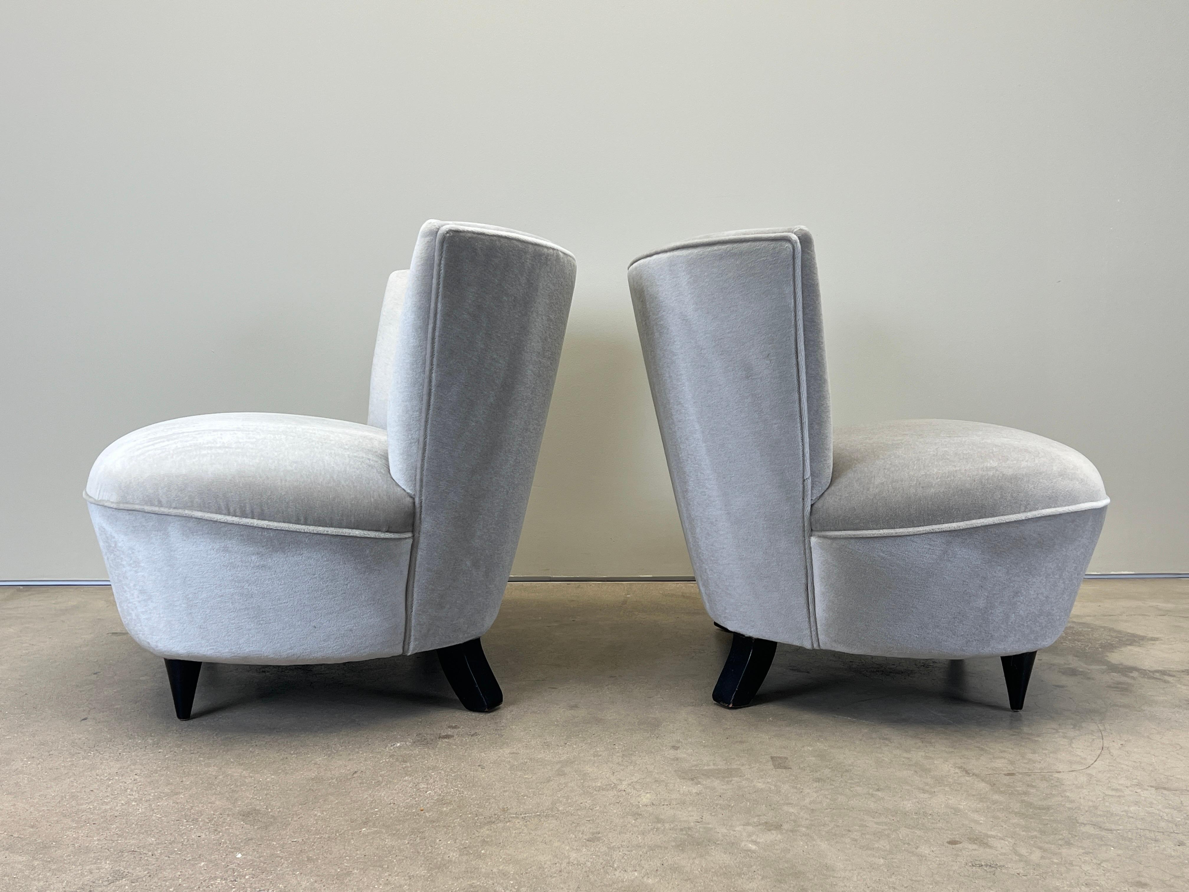 Pair of Slipper Chairs attributed to Gilbert Rohde For Sale 2
