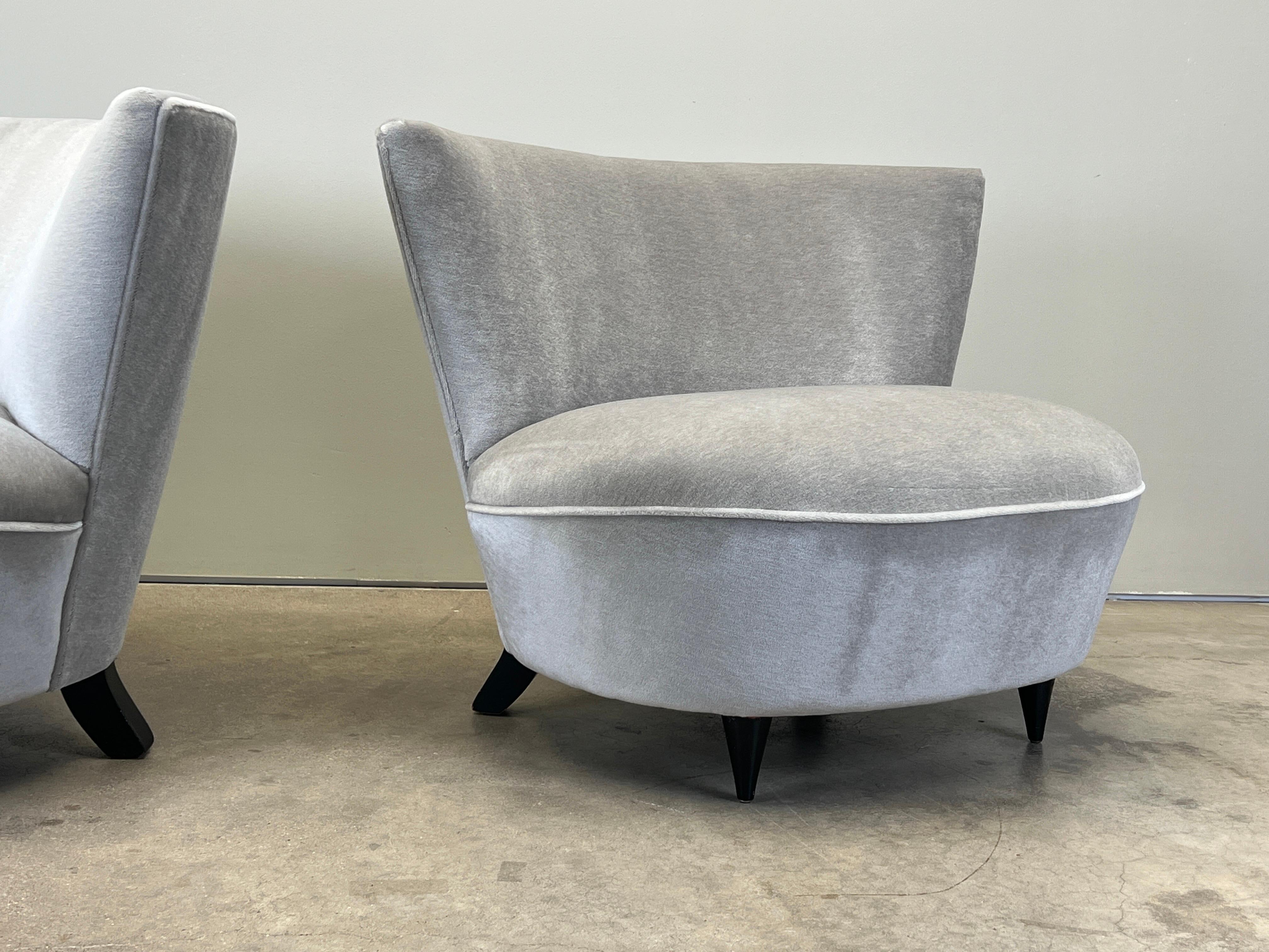 Pair of Slipper Chairs attributed to Gilbert Rohde For Sale 4