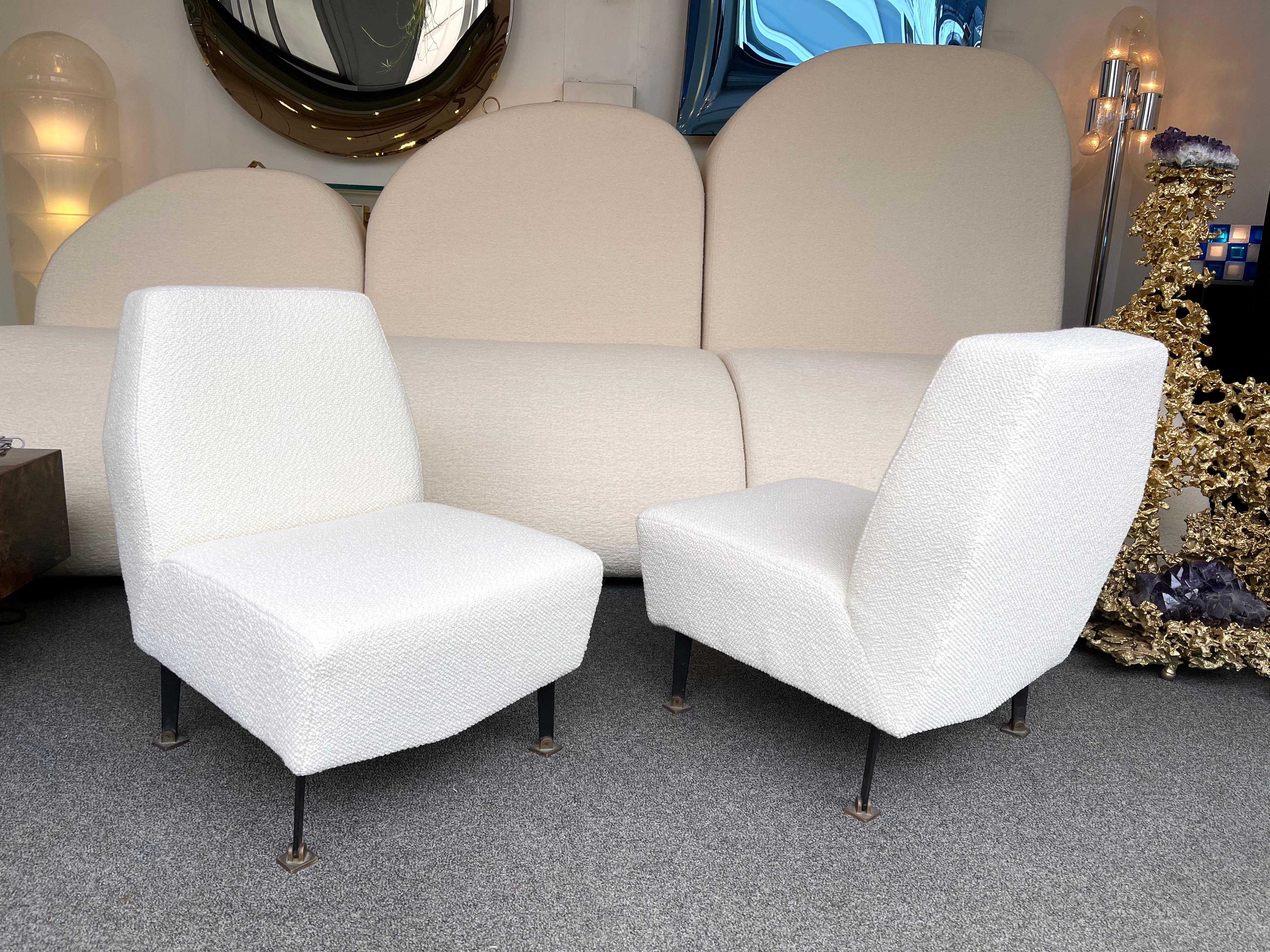 Pair of Slipper Chairs Bouclé Fabric by Studio APA for Lenzi, Italy, 1960s For Sale 4